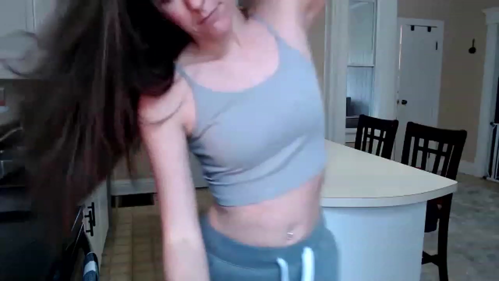Gallery image thumbnail from FarmGirl__'s myfreecams stream on, 01/09/2023, 15:56 image 2 of 20