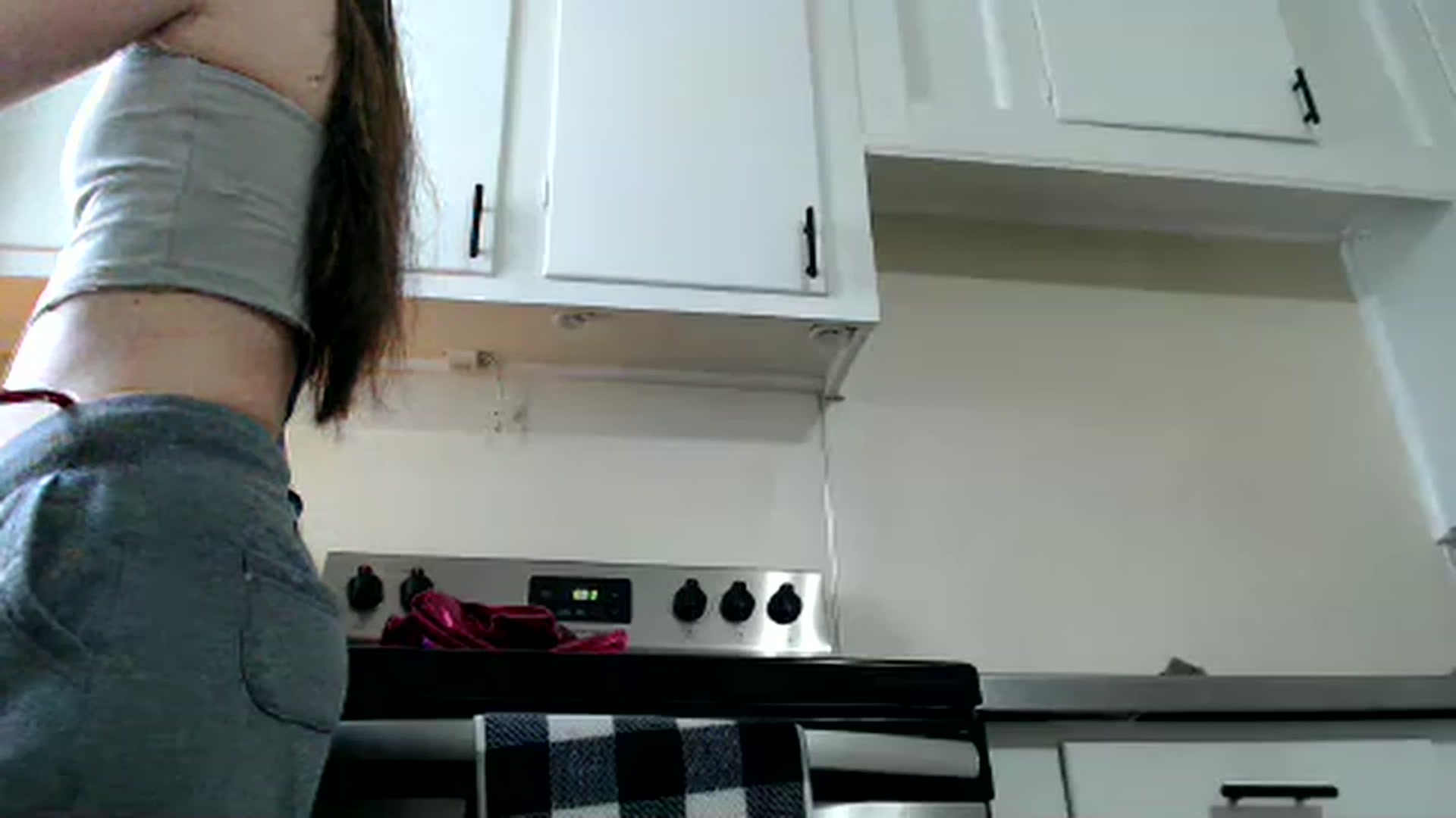 Gallery image thumbnail from FarmGirl__'s myfreecams stream on, 01/09/2023, 15:56 image 19 of 20