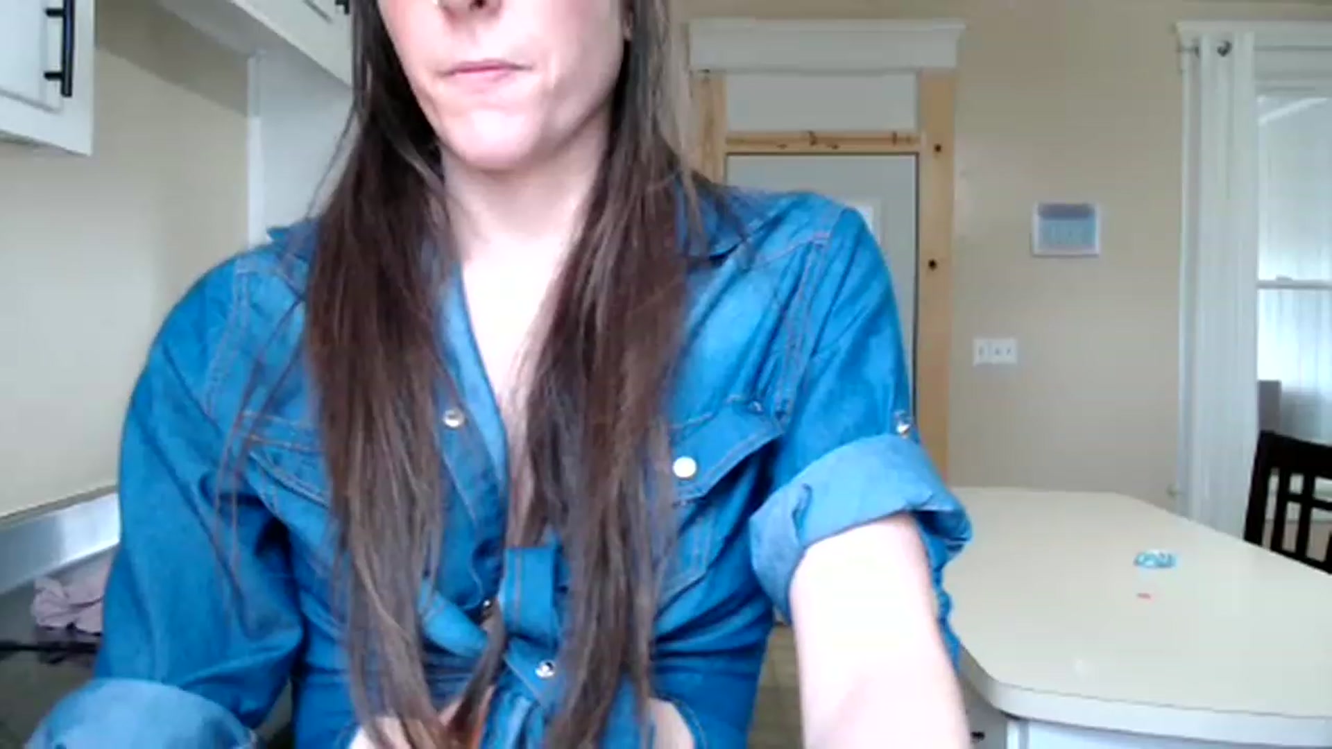 Gallery image thumbnail from FarmGirl__'s myfreecams stream on, 01/10/2023, 16:54 image 18 of 20