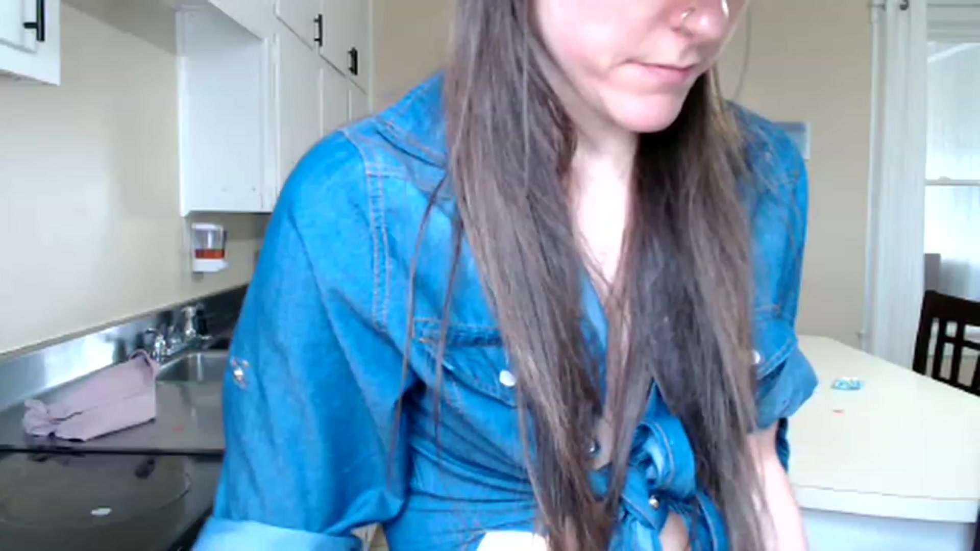 Gallery image thumbnail from FarmGirl__'s myfreecams stream on, 01/10/2023, 16:54 image 16 of 20