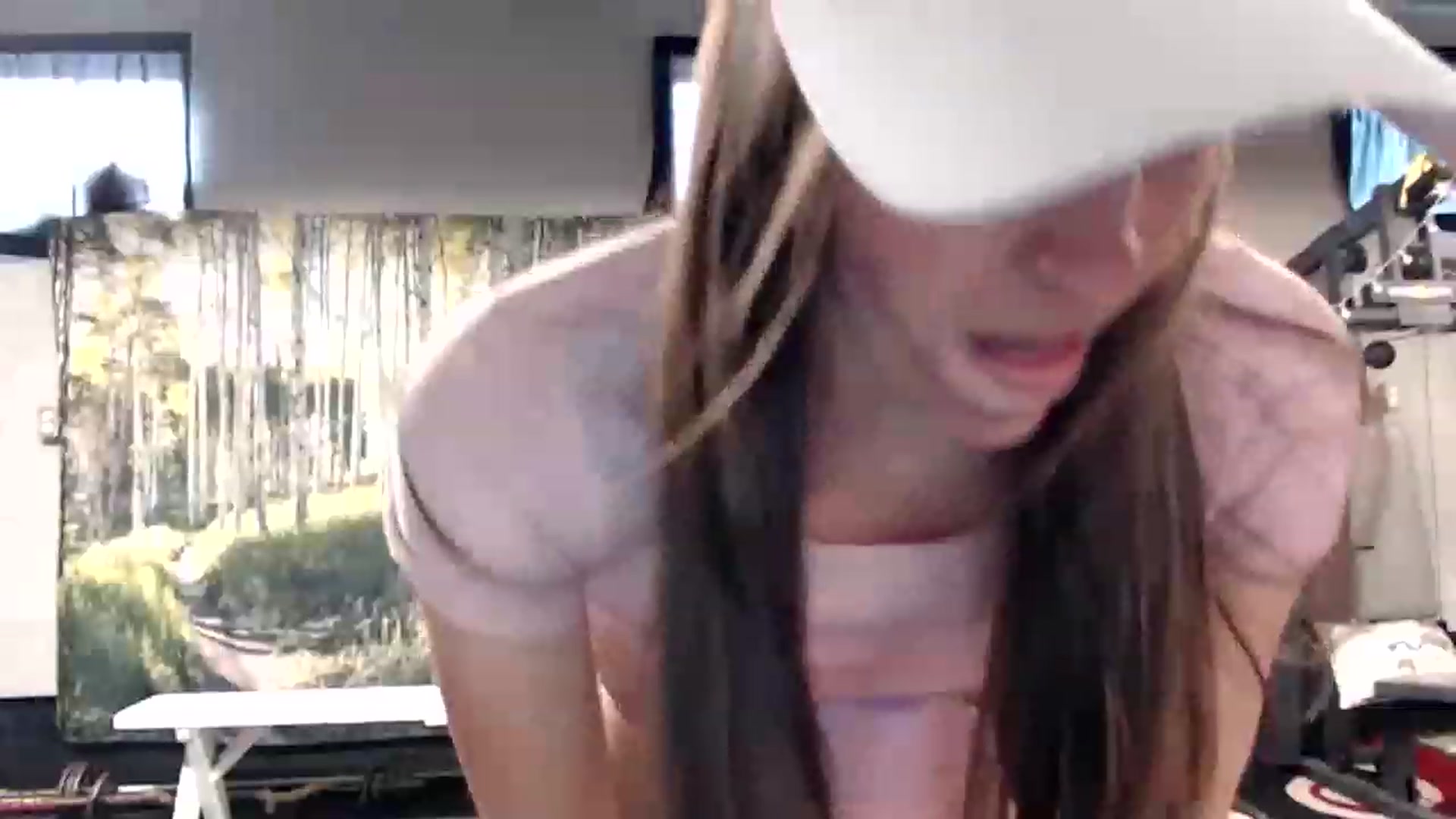 Gallery image thumbnail from FarmGirl__'s myfreecams stream on, 01/16/2023, 17:17 image 4 of 20