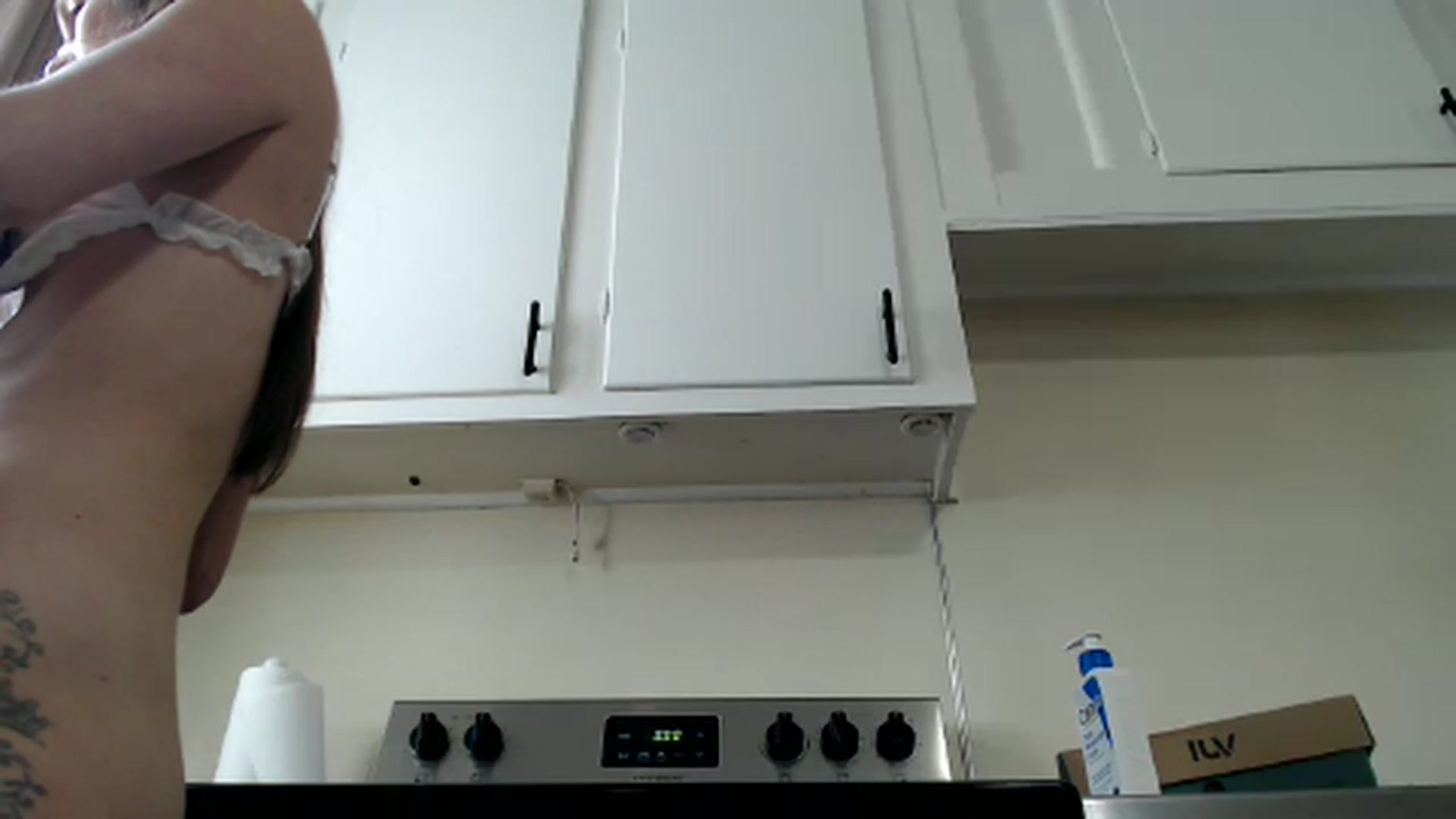 Gallery image thumbnail from FarmGirl__'s myfreecams stream on, 01/17/2023, 17:13 image 4 of 20