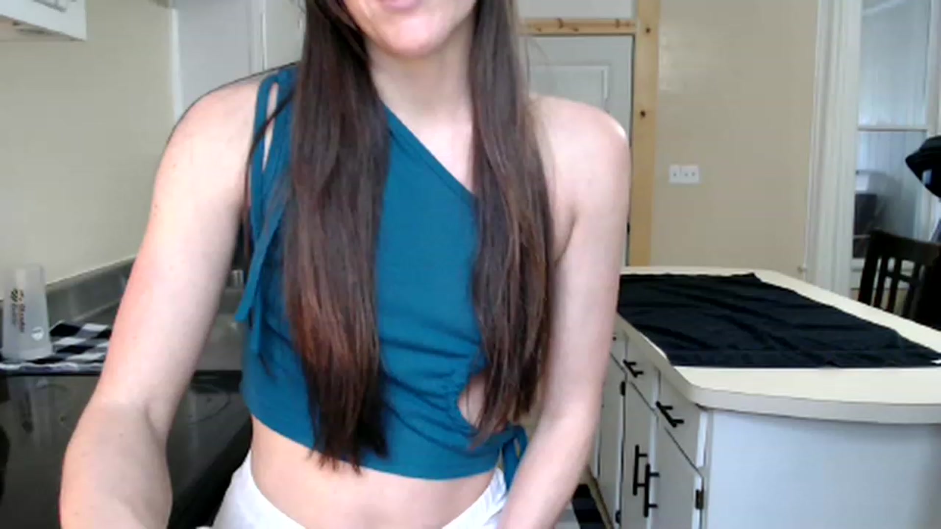 Gallery image thumbnail from FarmGirl__'s myfreecams stream on, 01/25/2023, 15:37 image 3 of 20
