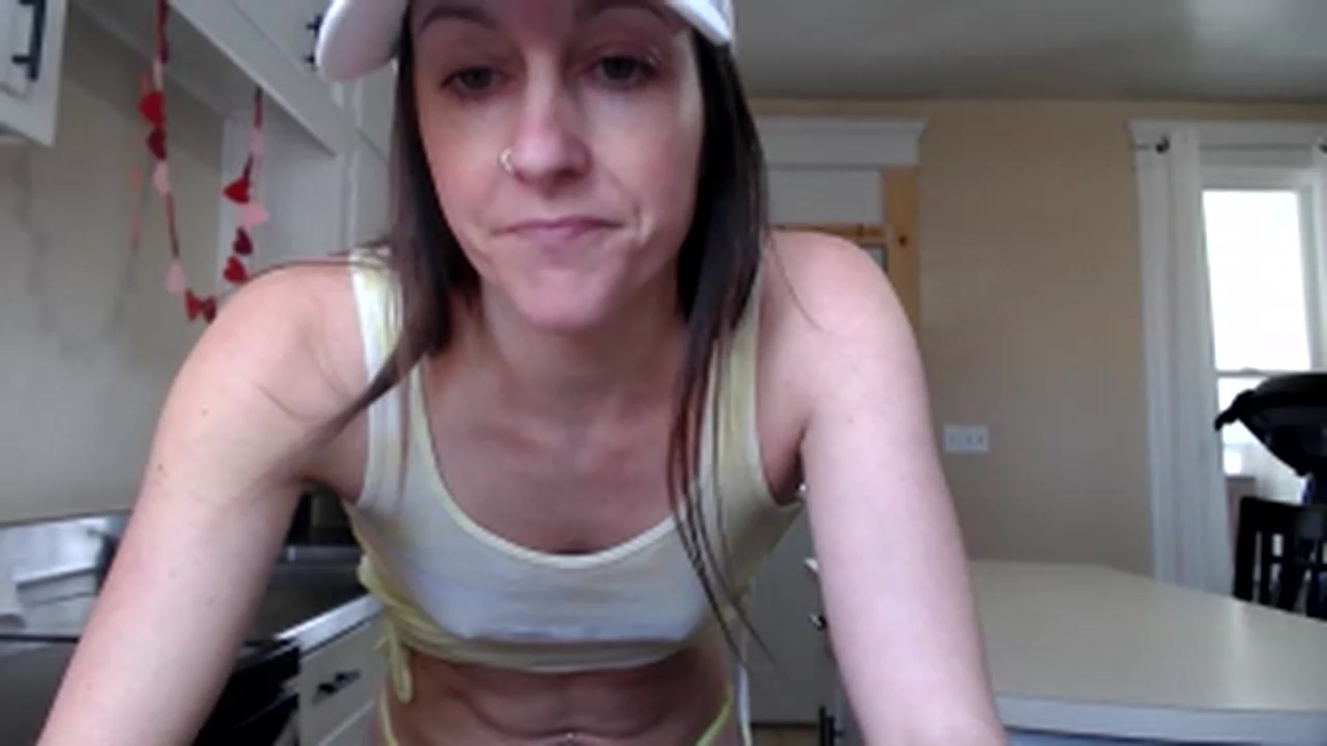 Gallery image thumbnail from FarmGirl__'s myfreecams stream on, 02/03/2023, 15:57 image 15 of 20