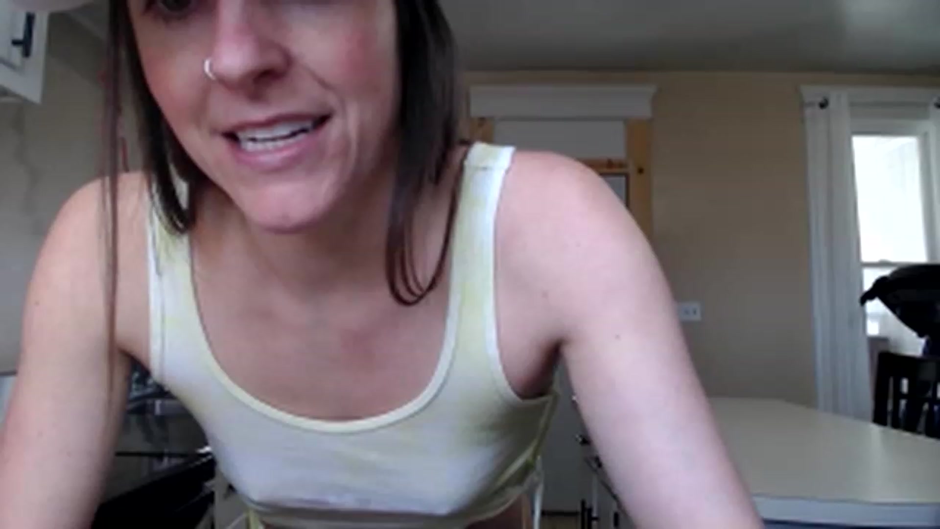 Gallery image thumbnail from FarmGirl__'s myfreecams stream on, 02/03/2023, 15:57 image 14 of 20