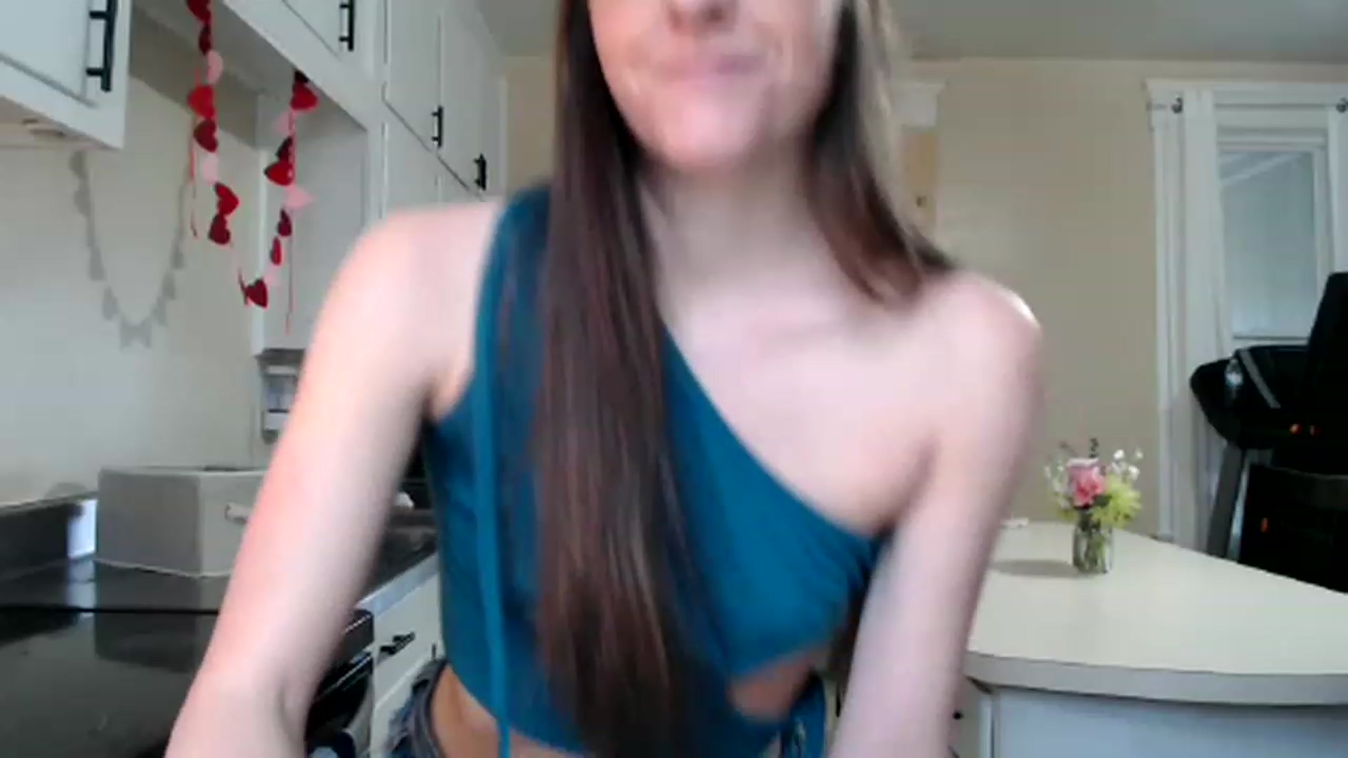 Gallery image thumbnail from FarmGirl__'s myfreecams stream on, 02/10/2023, 15:46 image 2 of 20