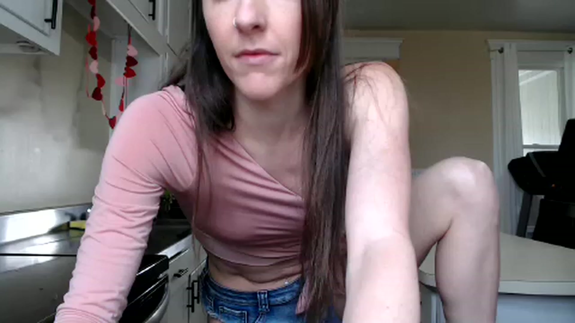 Gallery image thumbnail from FarmGirl__'s myfreecams stream on, 02/14/2023, 17:11 image 3 of 20