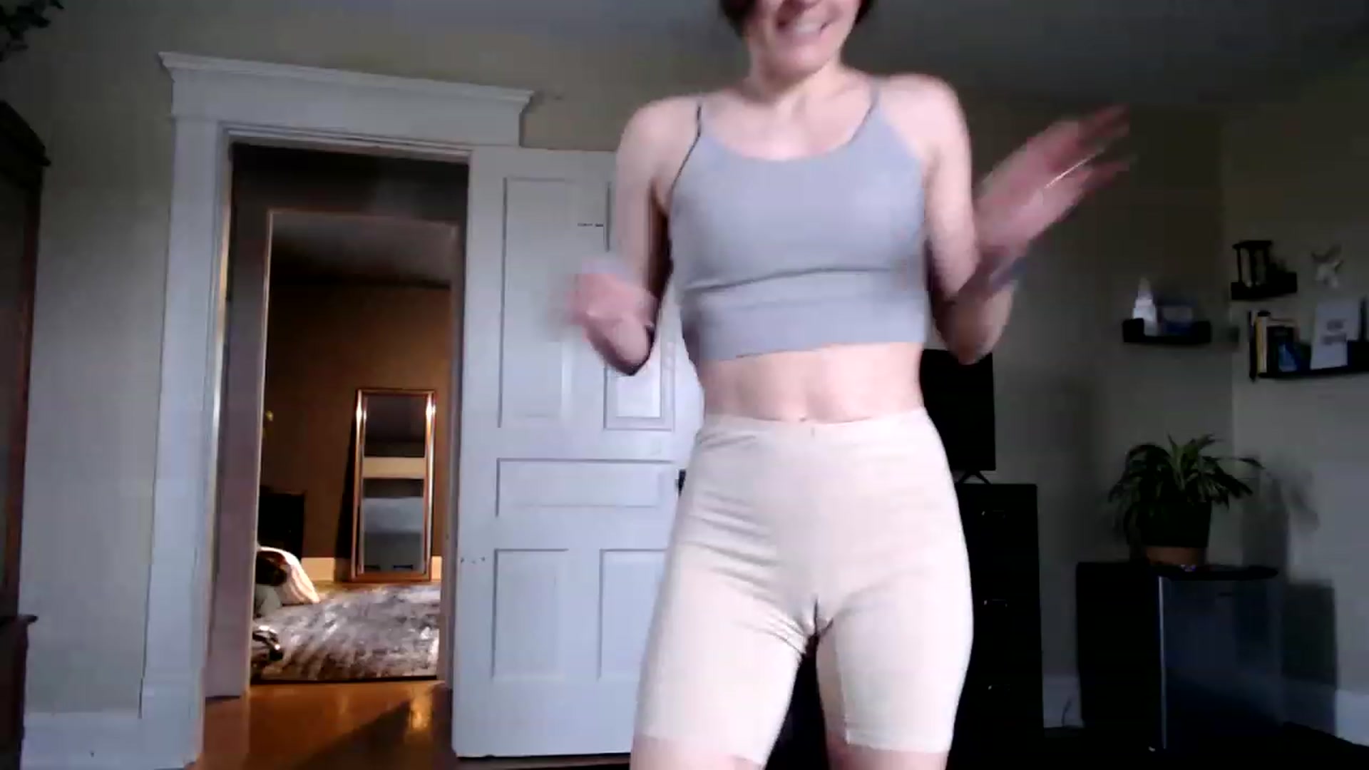 Gallery image thumbnail from FarmGirl__'s myfreecams stream on, 03/22/2023, 13:53 image 5 of 20