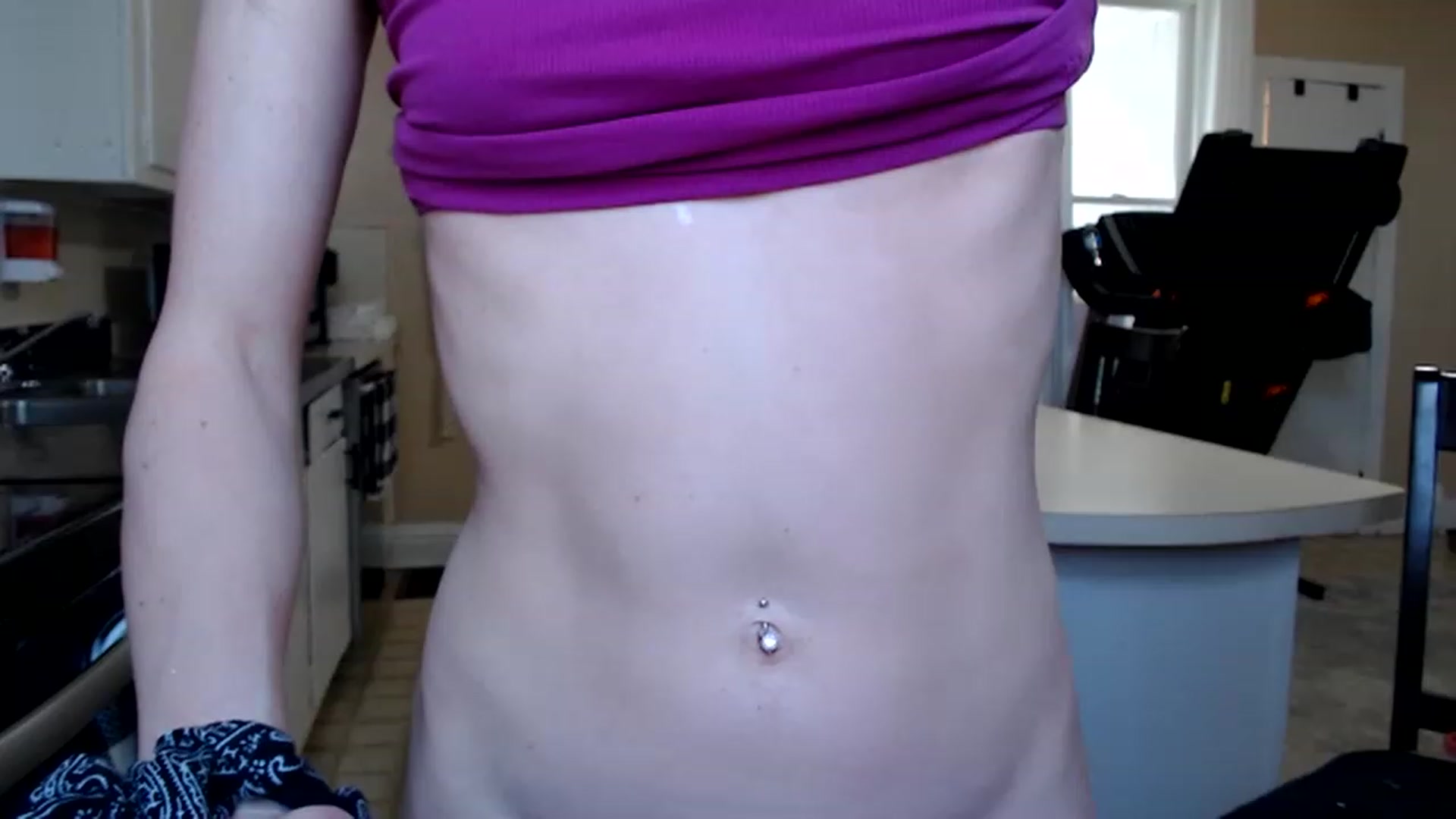 Gallery image thumbnail from FarmGirl__'s myfreecams stream on, 04/01/2023, 15:03 image 8 of 20