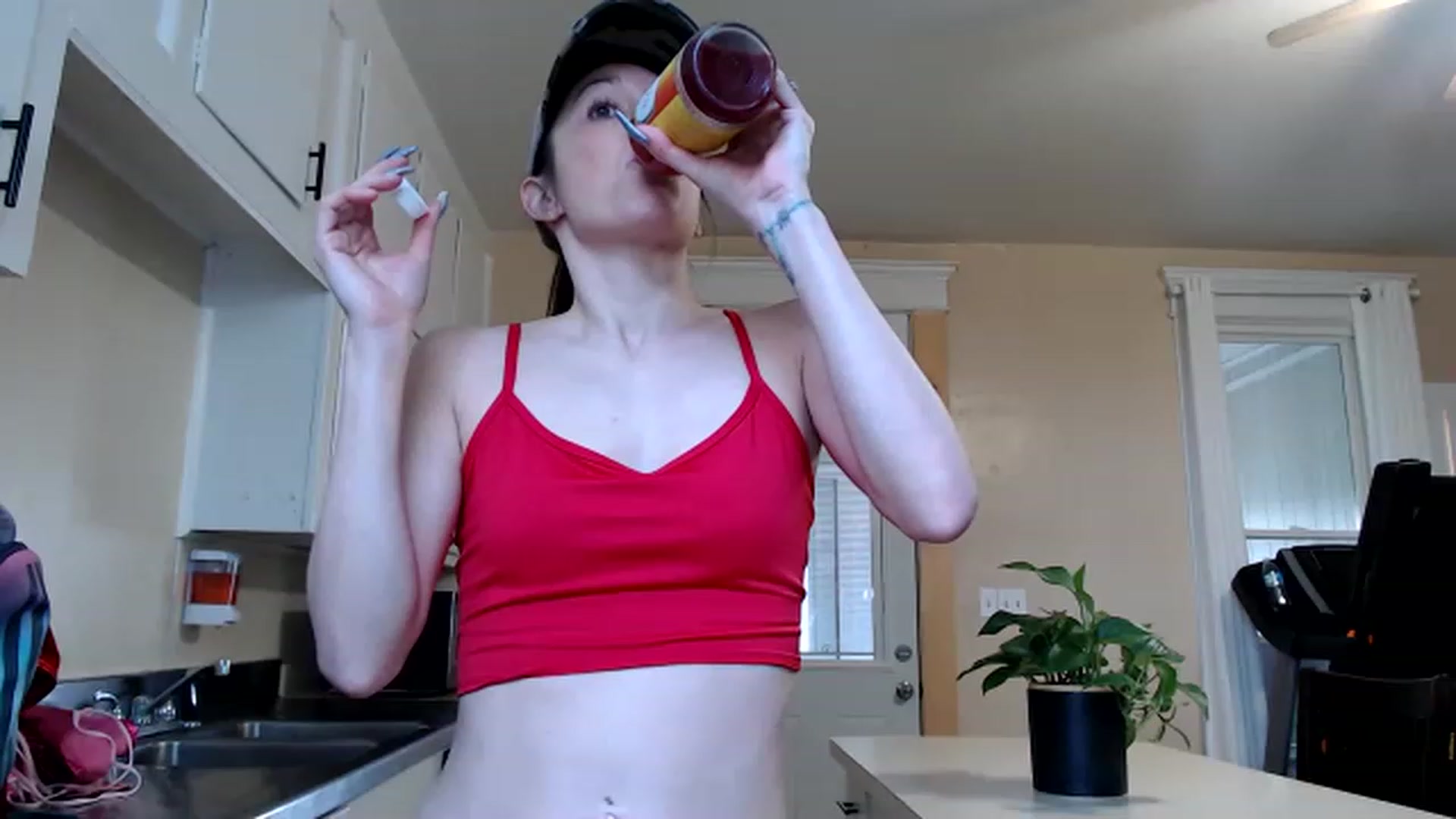 Gallery image thumbnail from FarmGirl__'s myfreecams stream on, 04/03/2023, 14:10 image 9 of 20