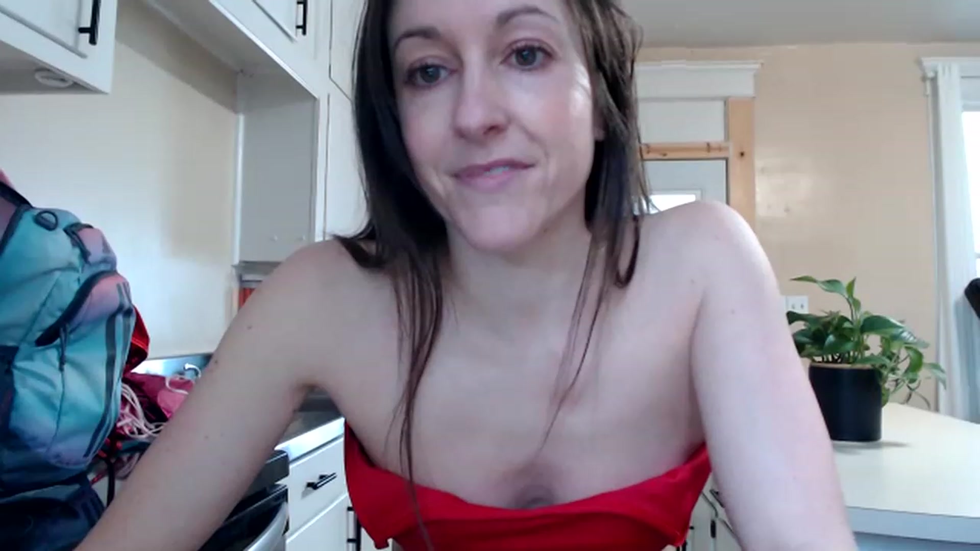 Gallery image thumbnail from FarmGirl__'s myfreecams stream on, 04/03/2023, 14:10 image 3 of 20