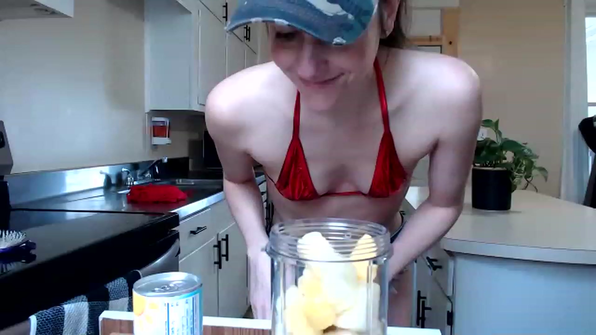 Gallery image thumbnail from FarmGirl__'s myfreecams stream on, 04/03/2023, 14:10 image 14 of 20