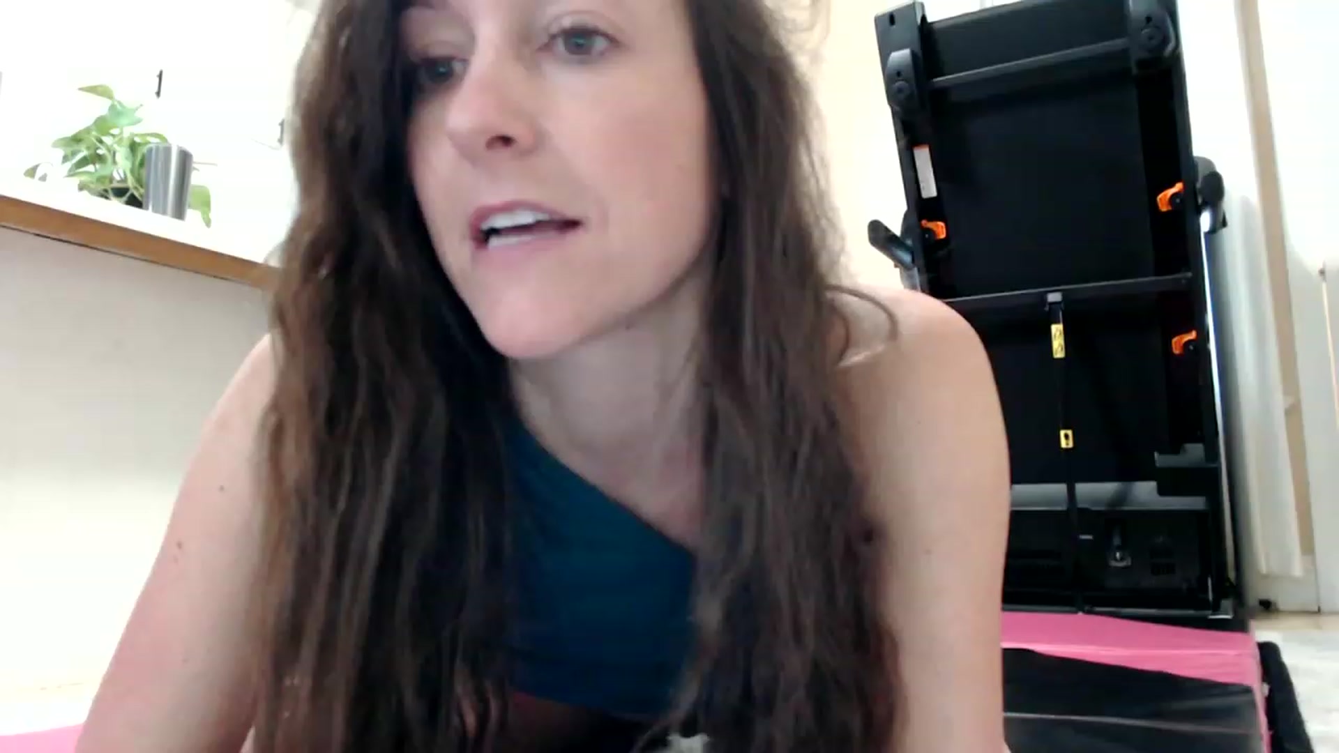 Gallery image thumbnail from FarmGirl__'s myfreecams stream on, 04/07/2023, 14:23 image 8 of 20