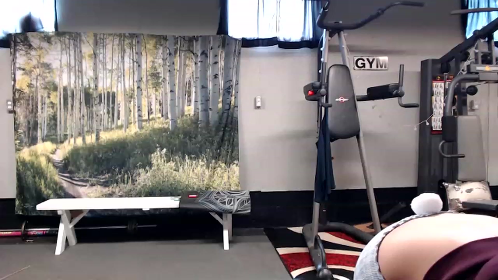 Gallery image thumbnail from FarmGirl__'s myfreecams stream on, 04/08/2023, 18:11 image 7 of 20