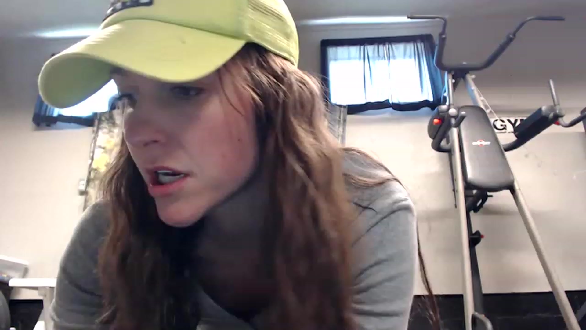Gallery image thumbnail from FarmGirl__'s myfreecams stream on, 04/09/2023, 15:08 image 20 of 20