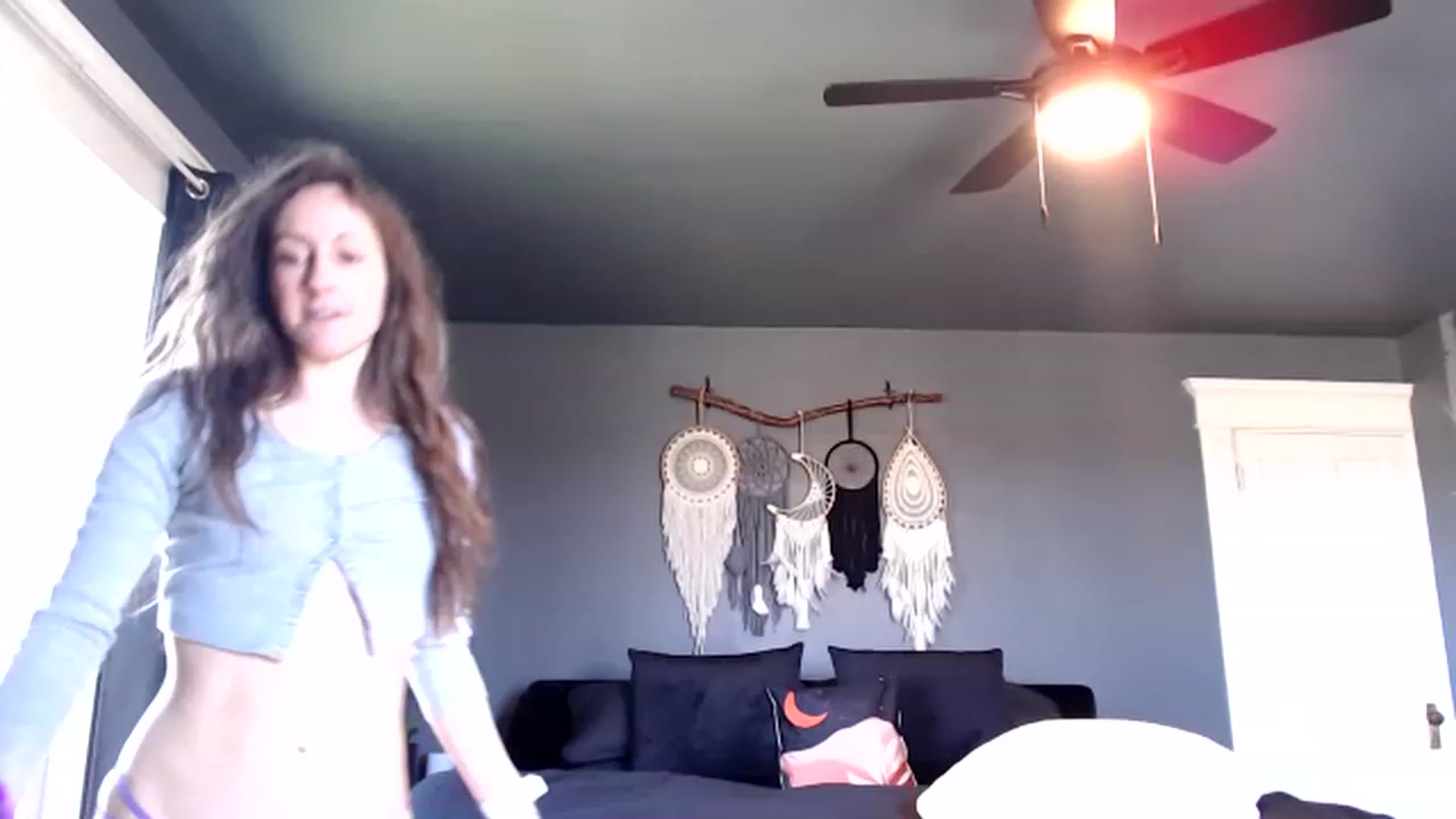 Gallery image thumbnail from FarmGirl__'s myfreecams stream on, 04/10/2023, 14:52 image 18 of 20
