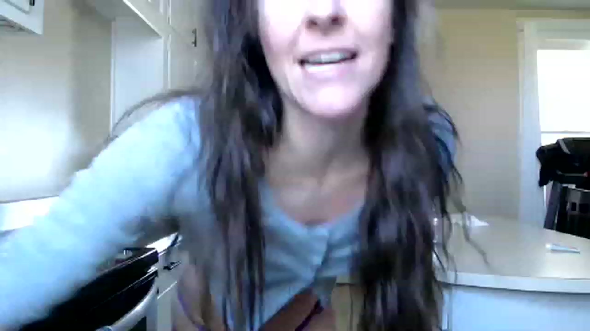Gallery image thumbnail from FarmGirl__'s myfreecams stream on, 04/10/2023, 16:30 image 15 of 20