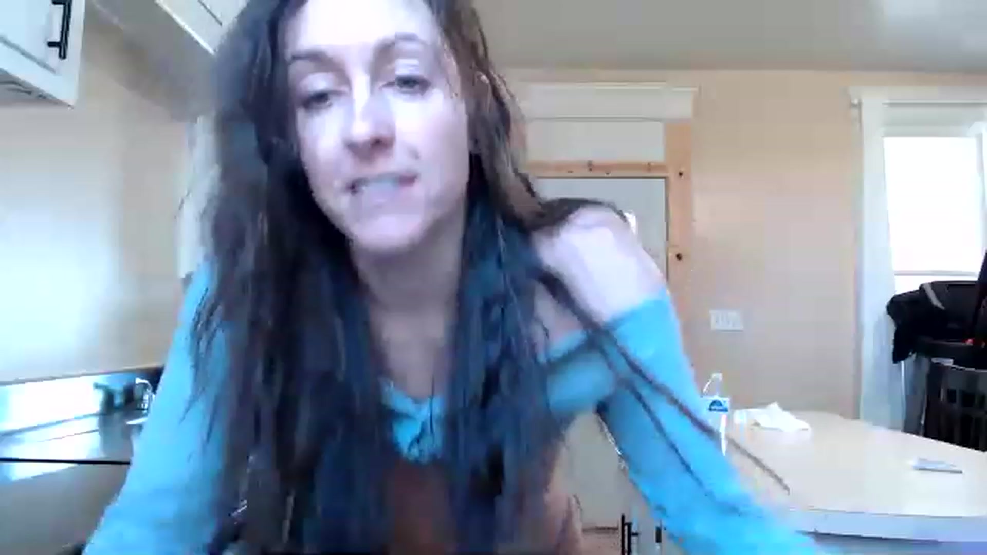 Gallery image thumbnail from FarmGirl__'s myfreecams stream on, 04/10/2023, 16:30 image 19 of 20