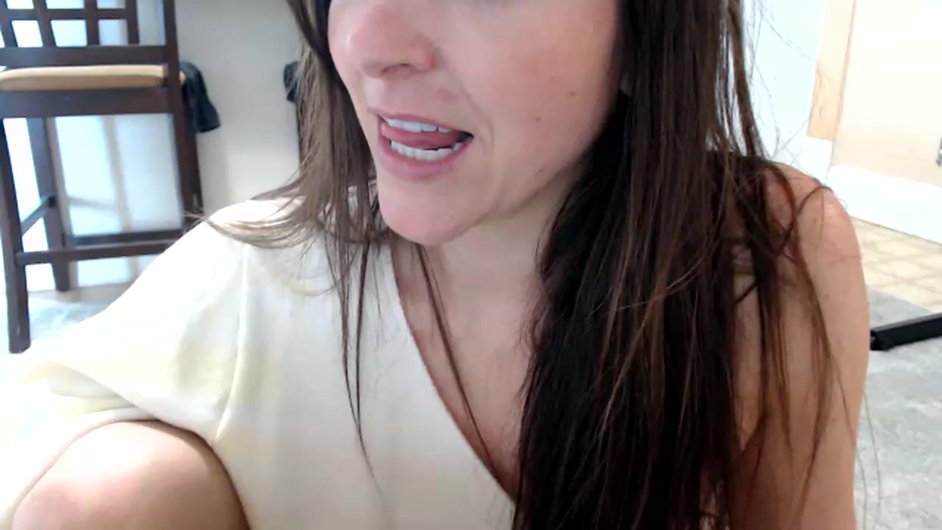 Gallery image thumbnail from FarmGirl__'s myfreecams stream on, 04/21/2023, 18:27 image 17 of 20