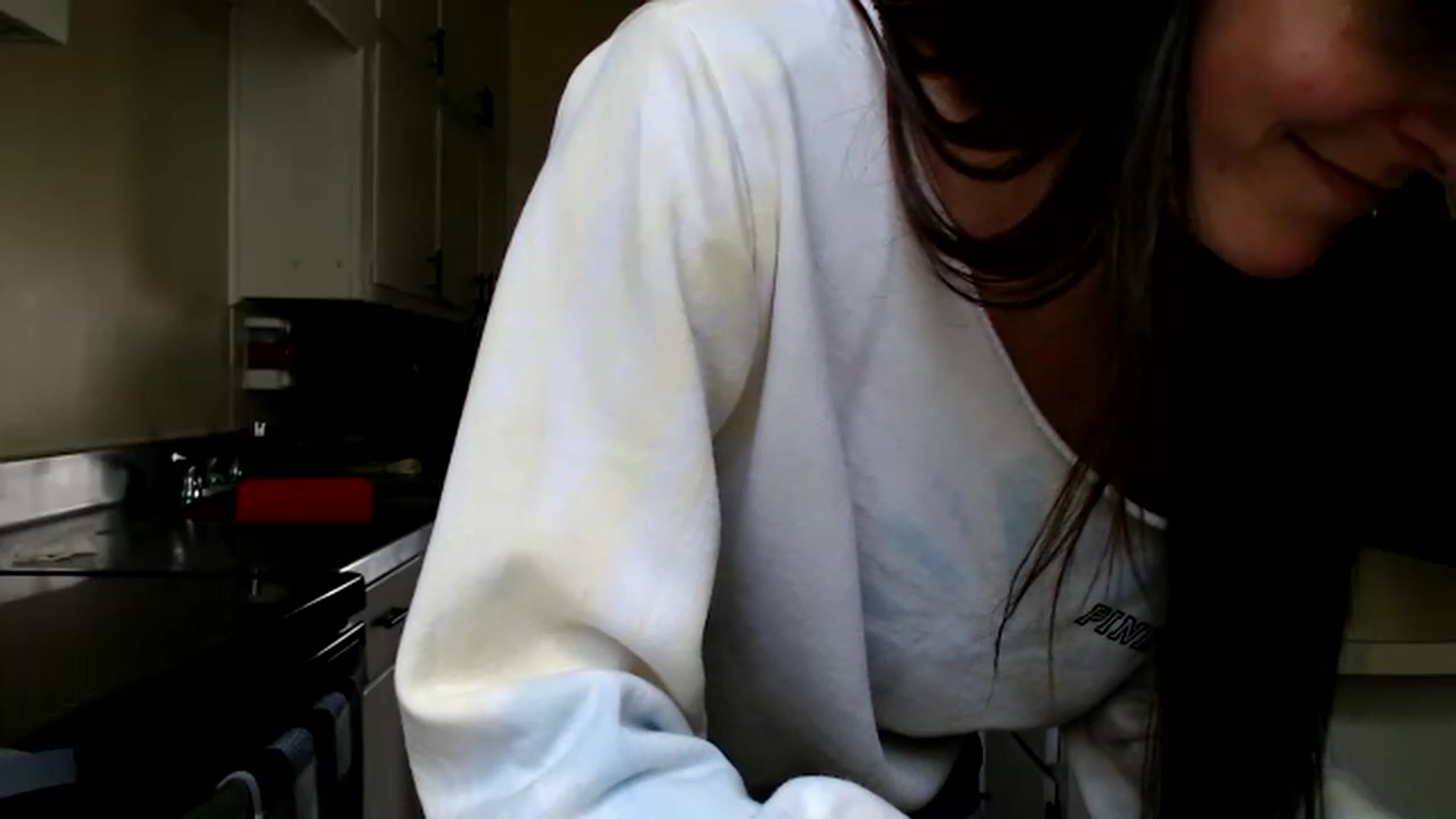 Gallery image thumbnail from FarmGirl__'s myfreecams stream on, 04/21/2023, 18:27 image 8 of 20