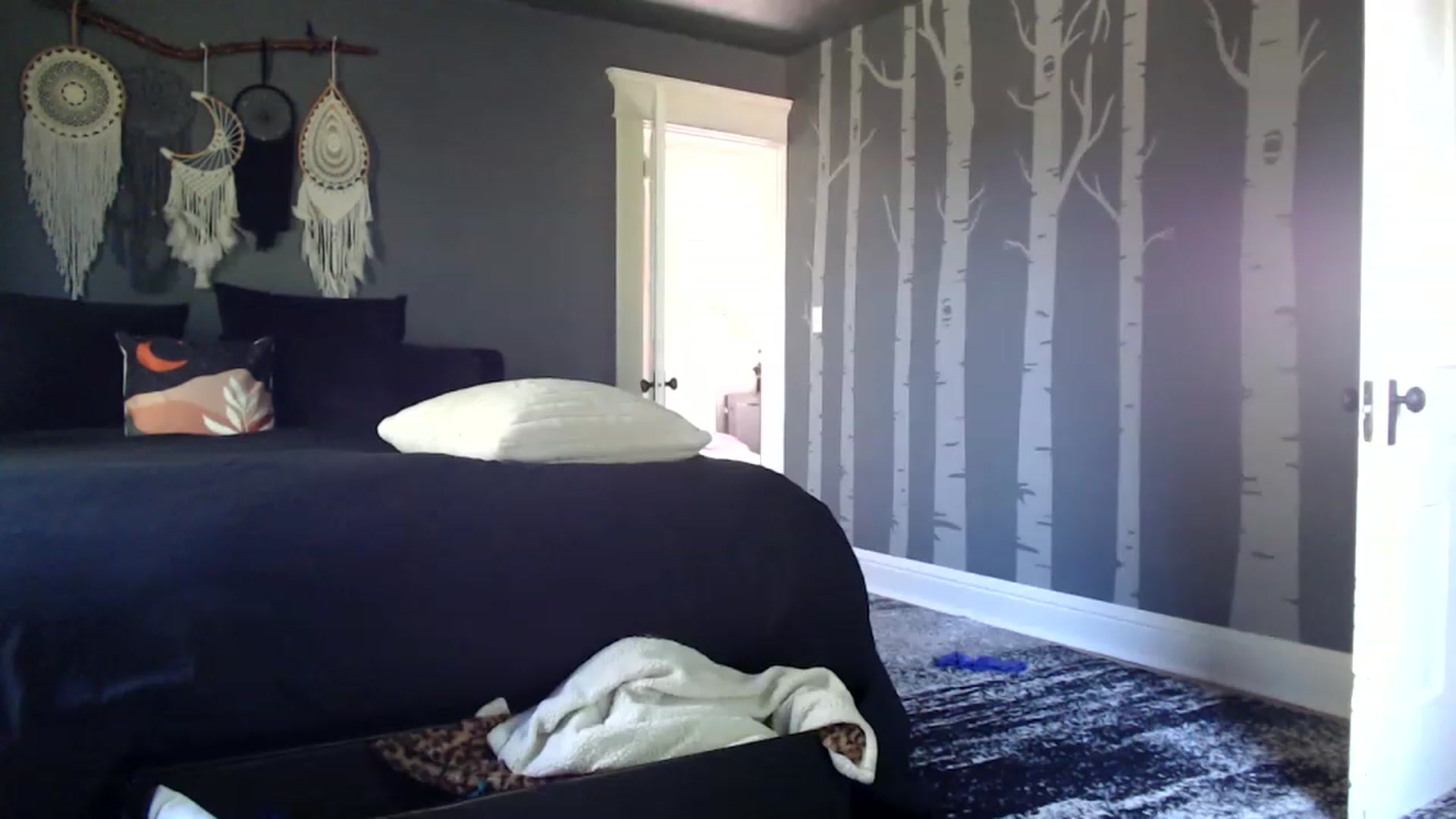 Gallery image thumbnail from FarmGirl__'s myfreecams stream on, 05/10/2023, 14:46 image 3 of 20