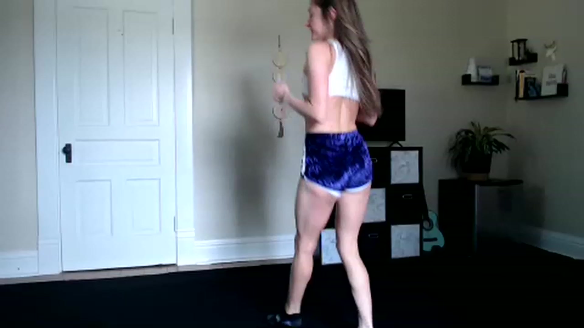 Gallery image thumbnail from FarmGirl__'s myfreecams stream on, 05/11/2023, 14:45 image 20 of 20