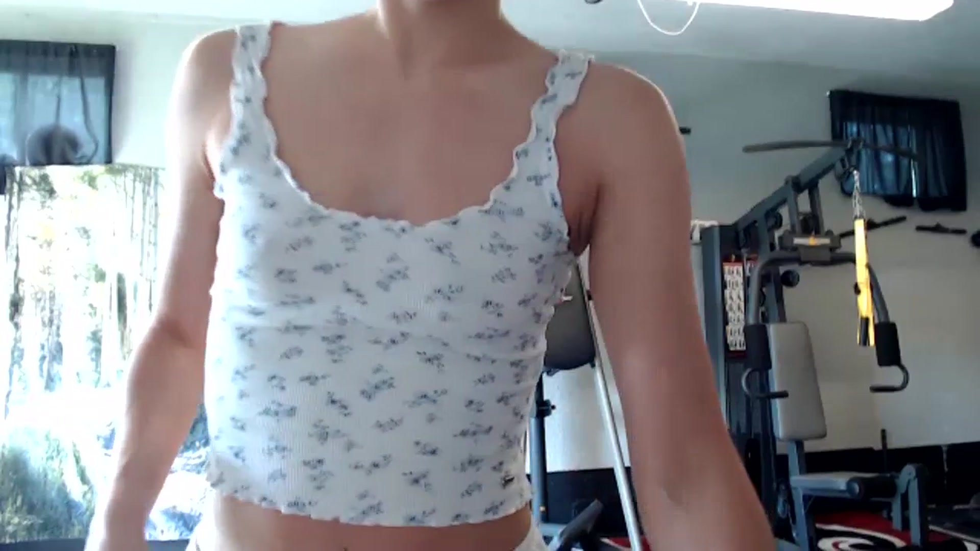 Gallery image thumbnail from FarmGirl__'s myfreecams stream on, 07/01/2023, 13:55 image 3 of 20