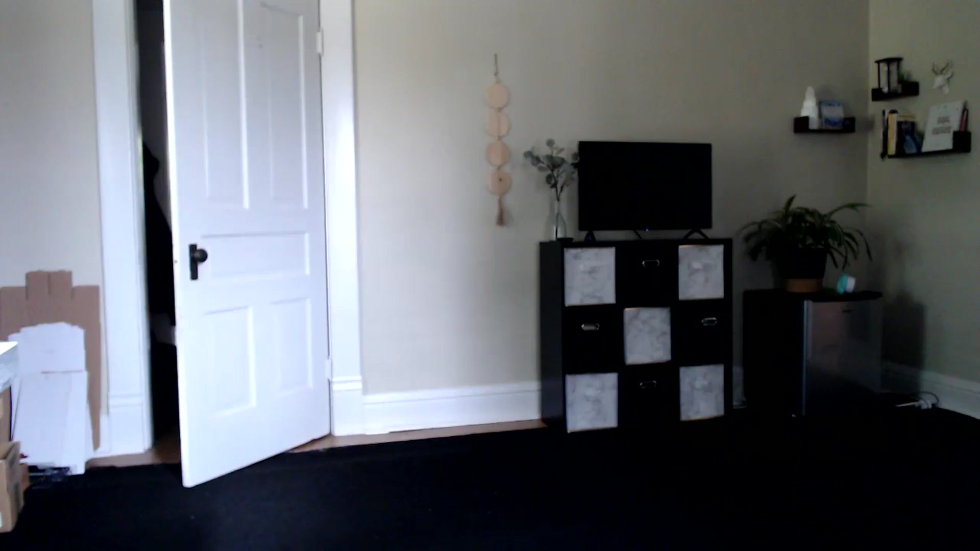 Gallery image thumbnail from FarmGirl__'s myfreecams stream on, 10/17/2023, 14:24 image 9 of 20