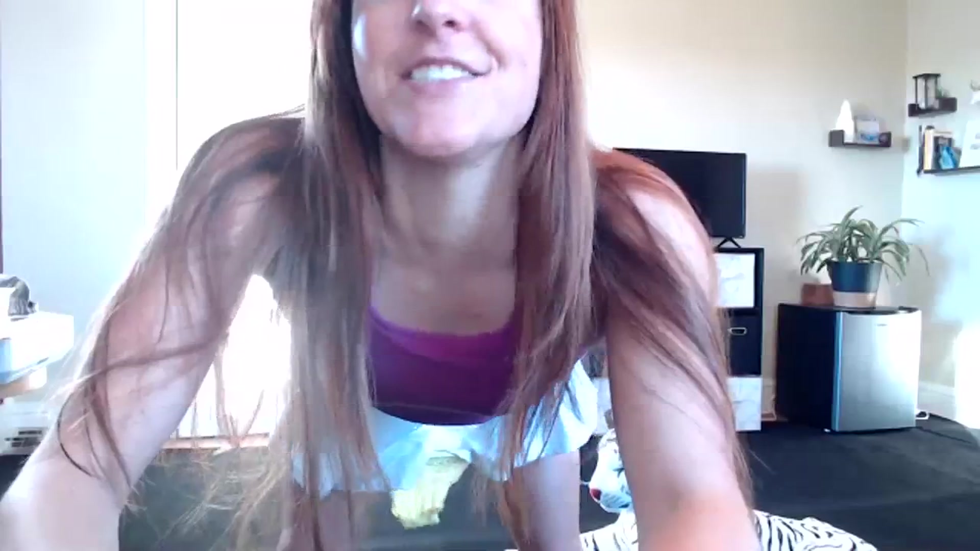 Gallery image thumbnail from FarmGirl__'s myfreecams stream on, 11/03/2023, 14:19 image 14 of 20