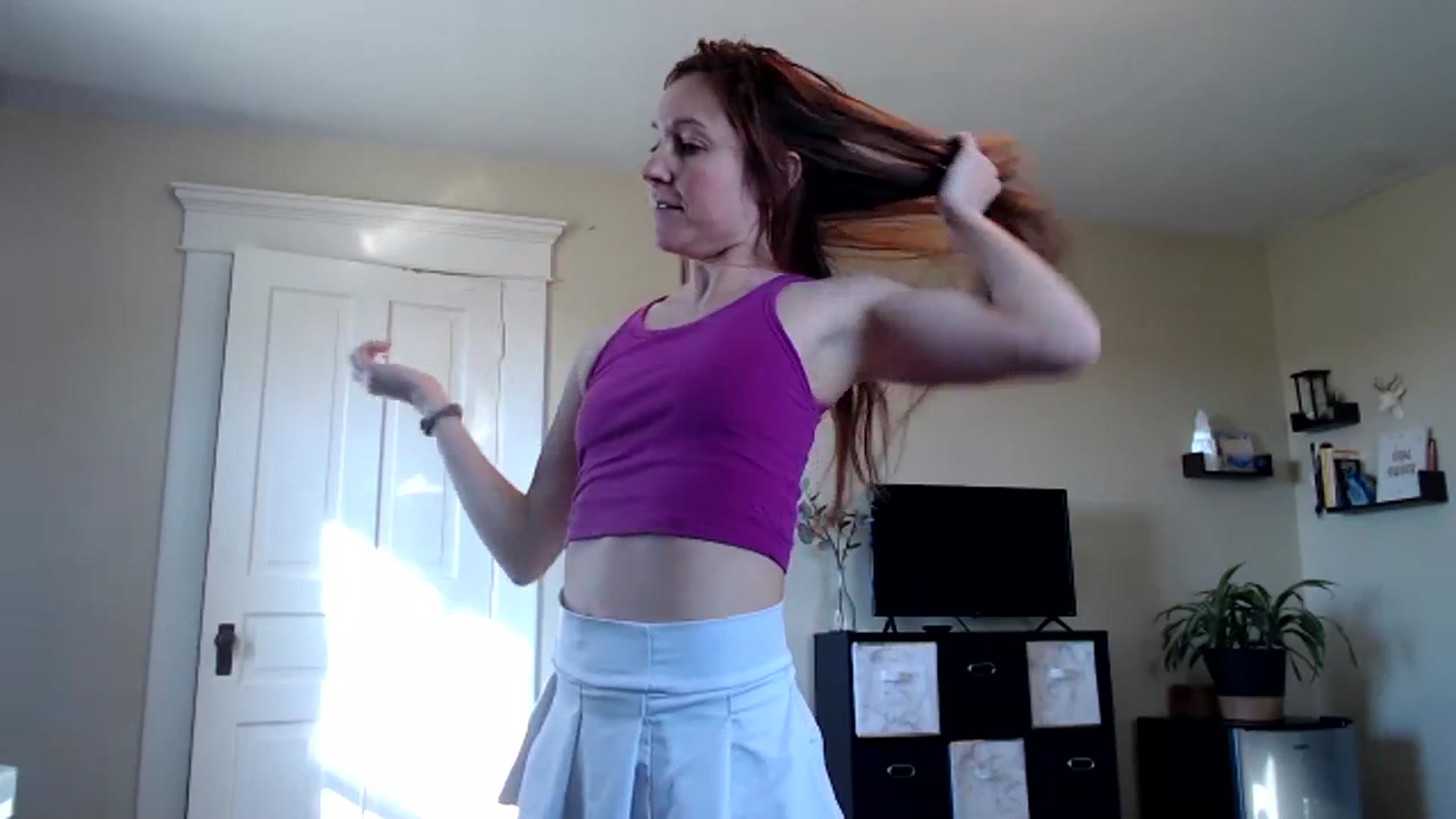 Gallery image thumbnail from FarmGirl__'s myfreecams stream on, 11/03/2023, 14:38 image 8 of 20