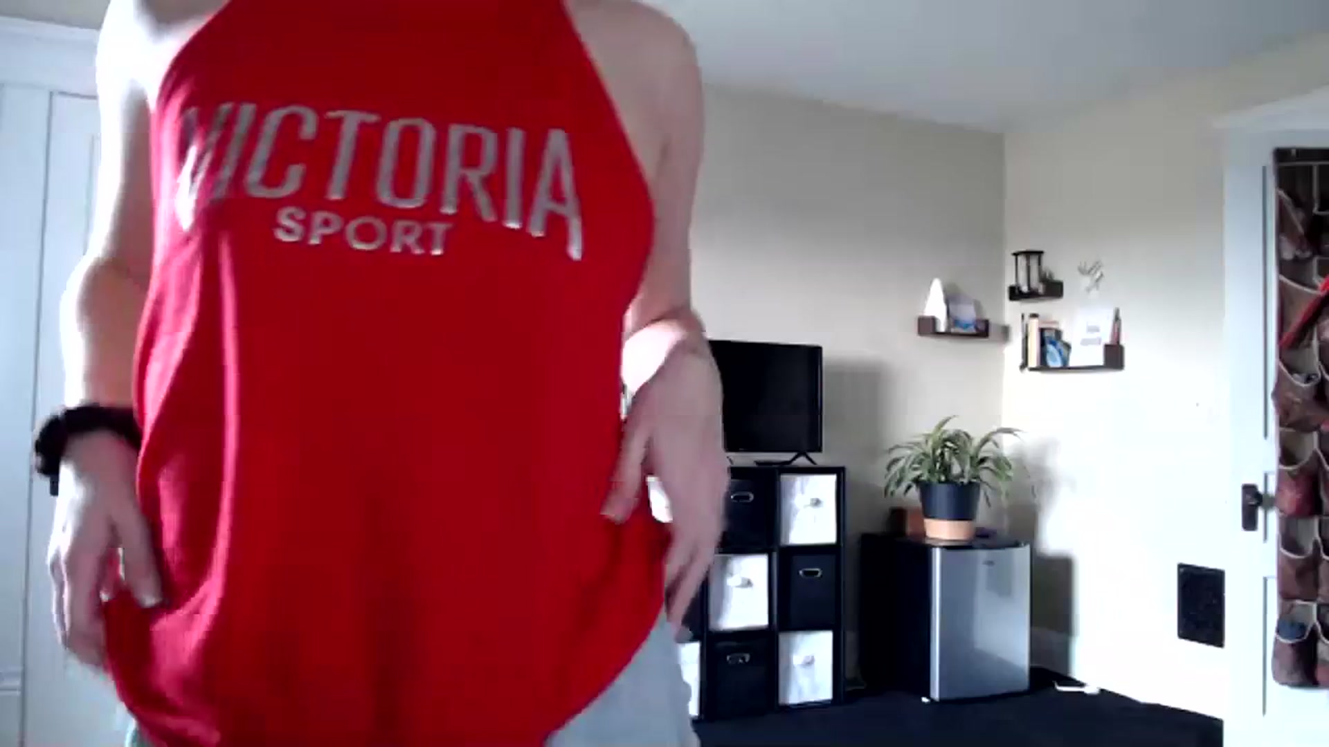 Gallery image thumbnail from FarmGirl__'s myfreecams stream on, 11/07/2023, 15:34 image 2 of 20