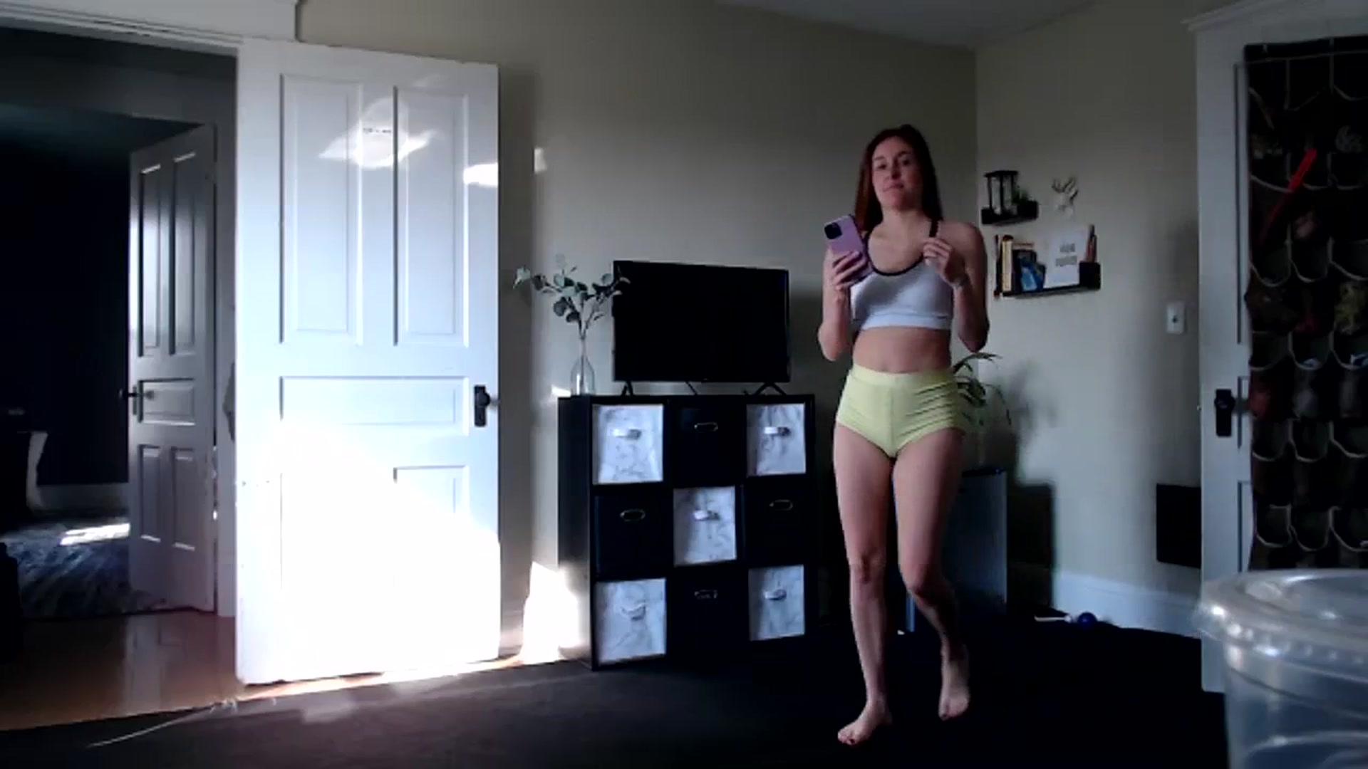 Gallery image thumbnail from FarmGirl__'s myfreecams stream on, 11/08/2023, 16:18 image 7 of 20