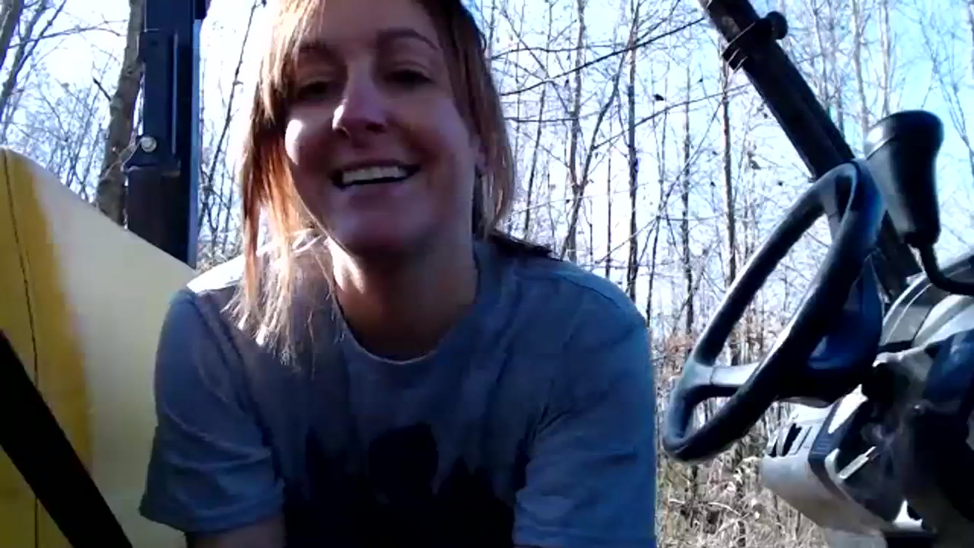 Gallery image thumbnail from FarmGirl__'s myfreecams stream on, 11/14/2023, 18:06 image 12 of 20