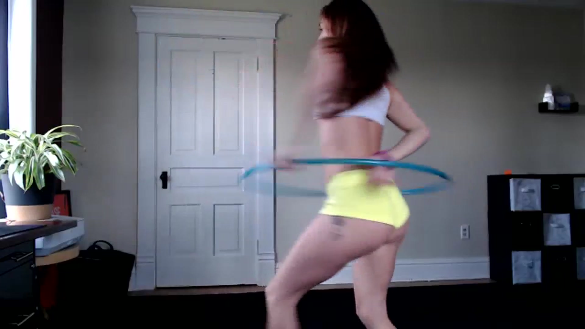 Gallery image thumbnail from FarmGirl__'s myfreecams stream on, 11/20/2023, 15:05 image 8 of 20