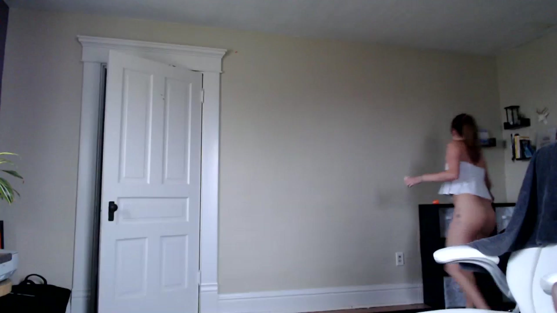 Gallery image thumbnail from FarmGirl__'s myfreecams stream on, 11/21/2023, 15:45 image 8 of 20