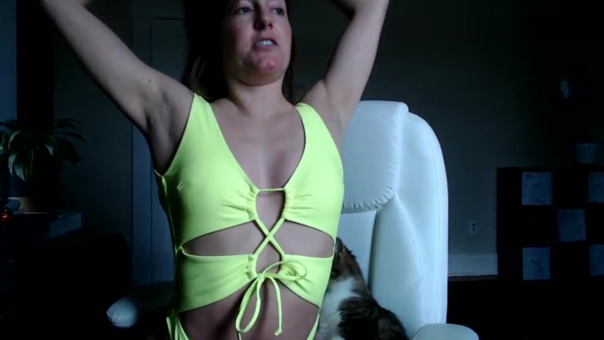 Gallery image thumbnail from FarmGirl__'s myfreecams stream on, 11/29/2023, 15:23 image 14 of 20