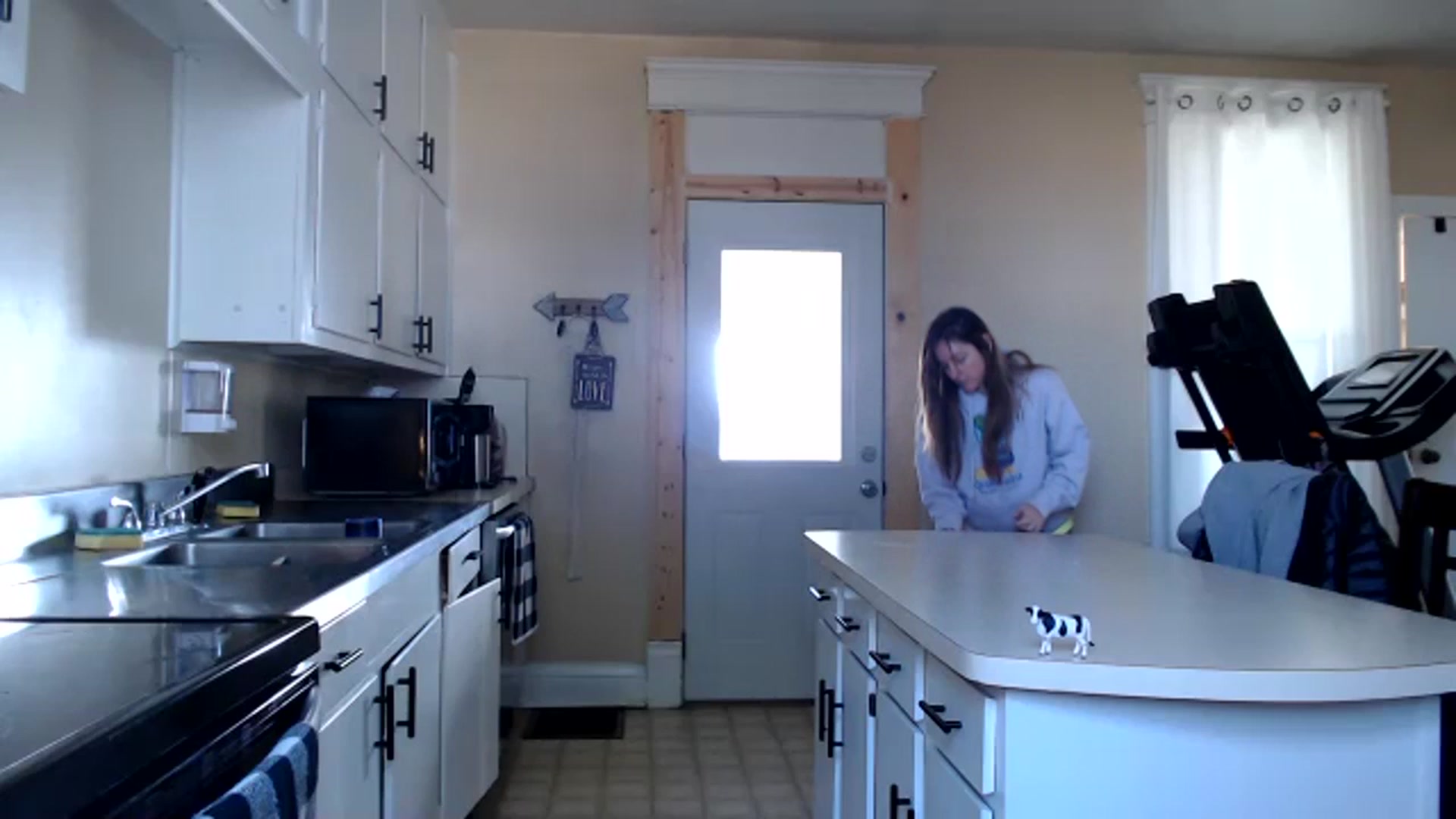 Gallery image thumbnail from FarmGirl__'s myfreecams stream on, 11/29/2023, 16:53 image 1 of 20