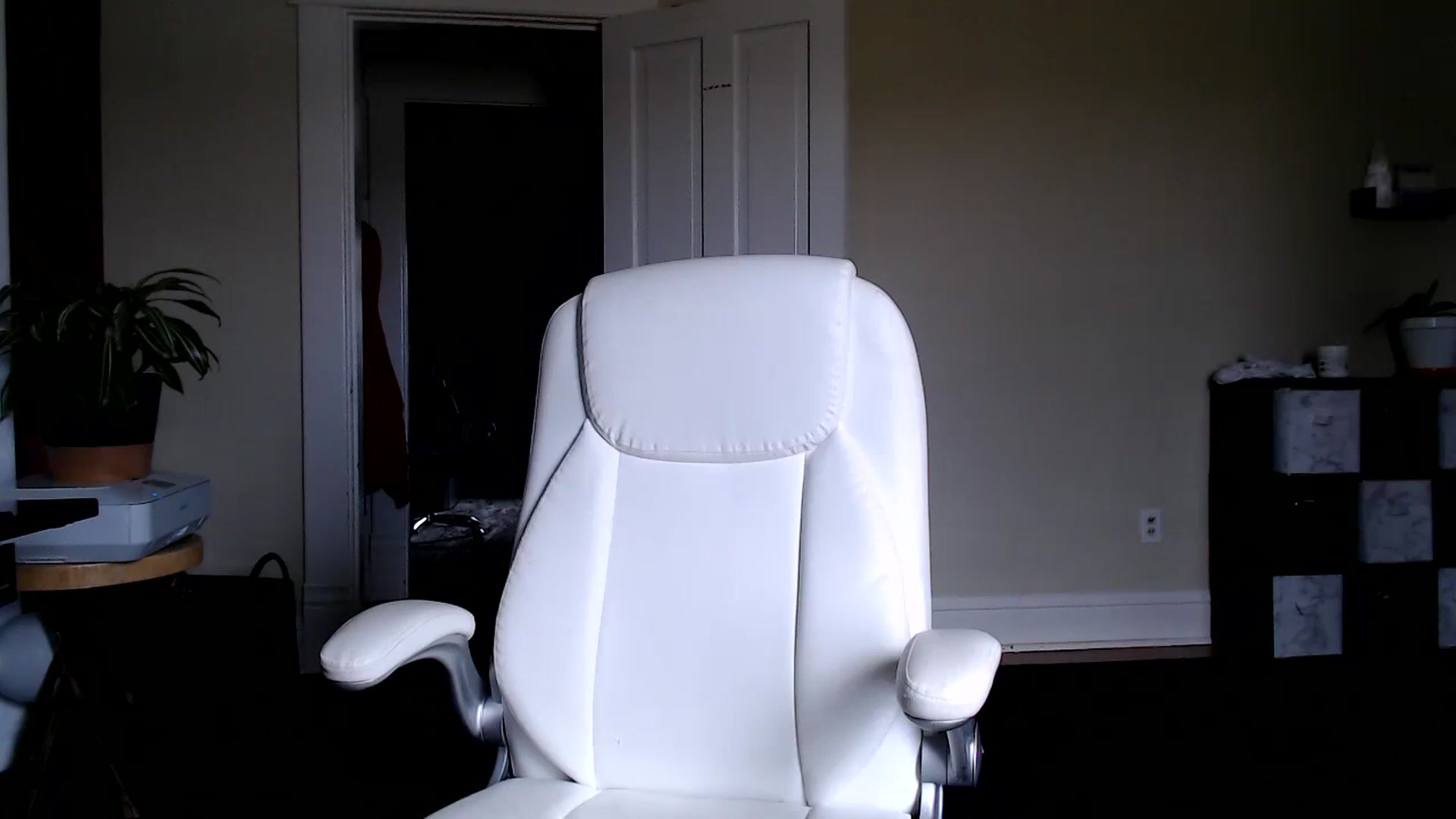 Gallery image thumbnail from FarmGirl__'s myfreecams stream on, 12/04/2023, 15:26 image 3 of 20