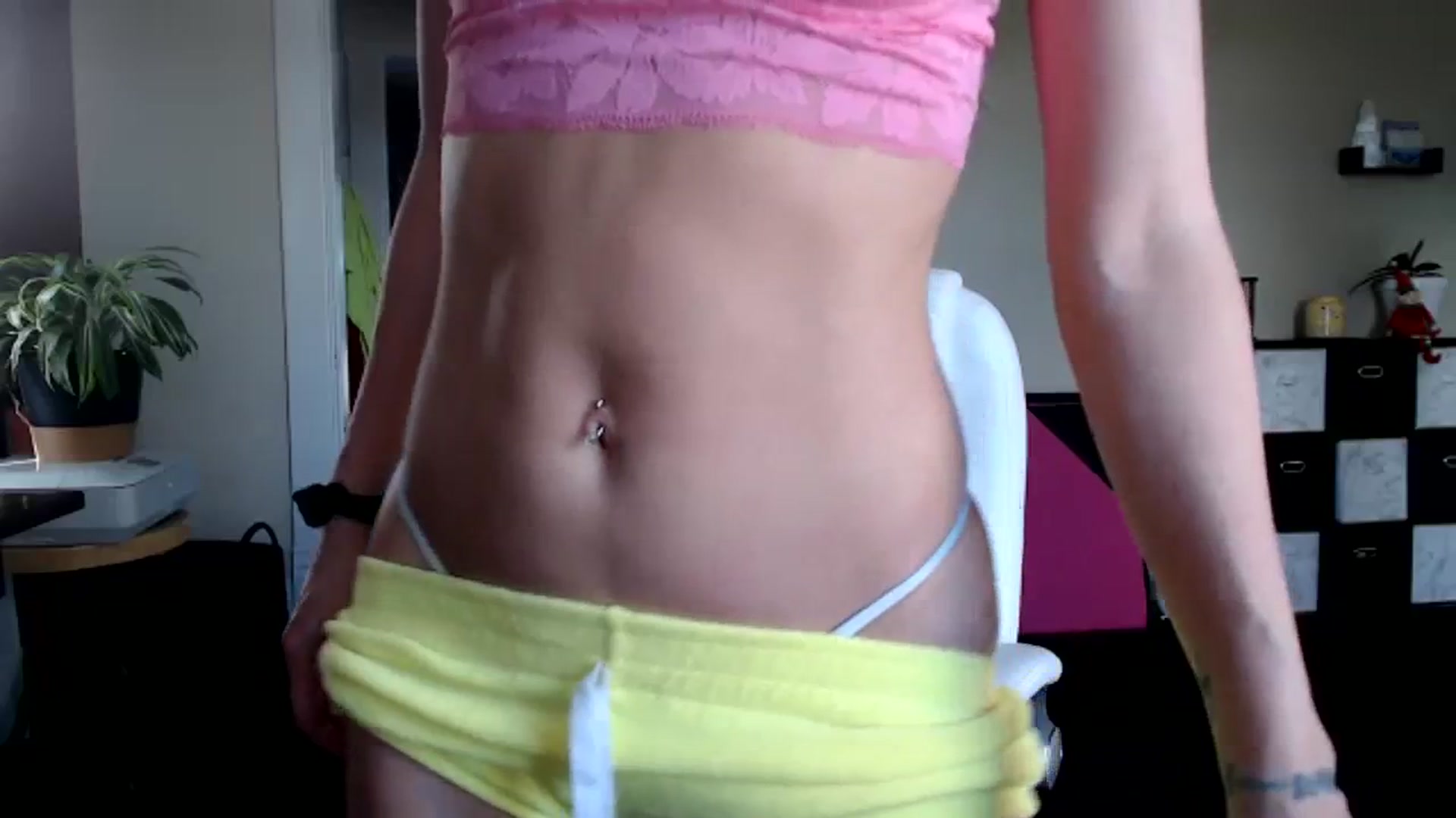 Gallery image thumbnail from FarmGirl__'s myfreecams stream on, 12/08/2023, 14:51 image 5 of 20