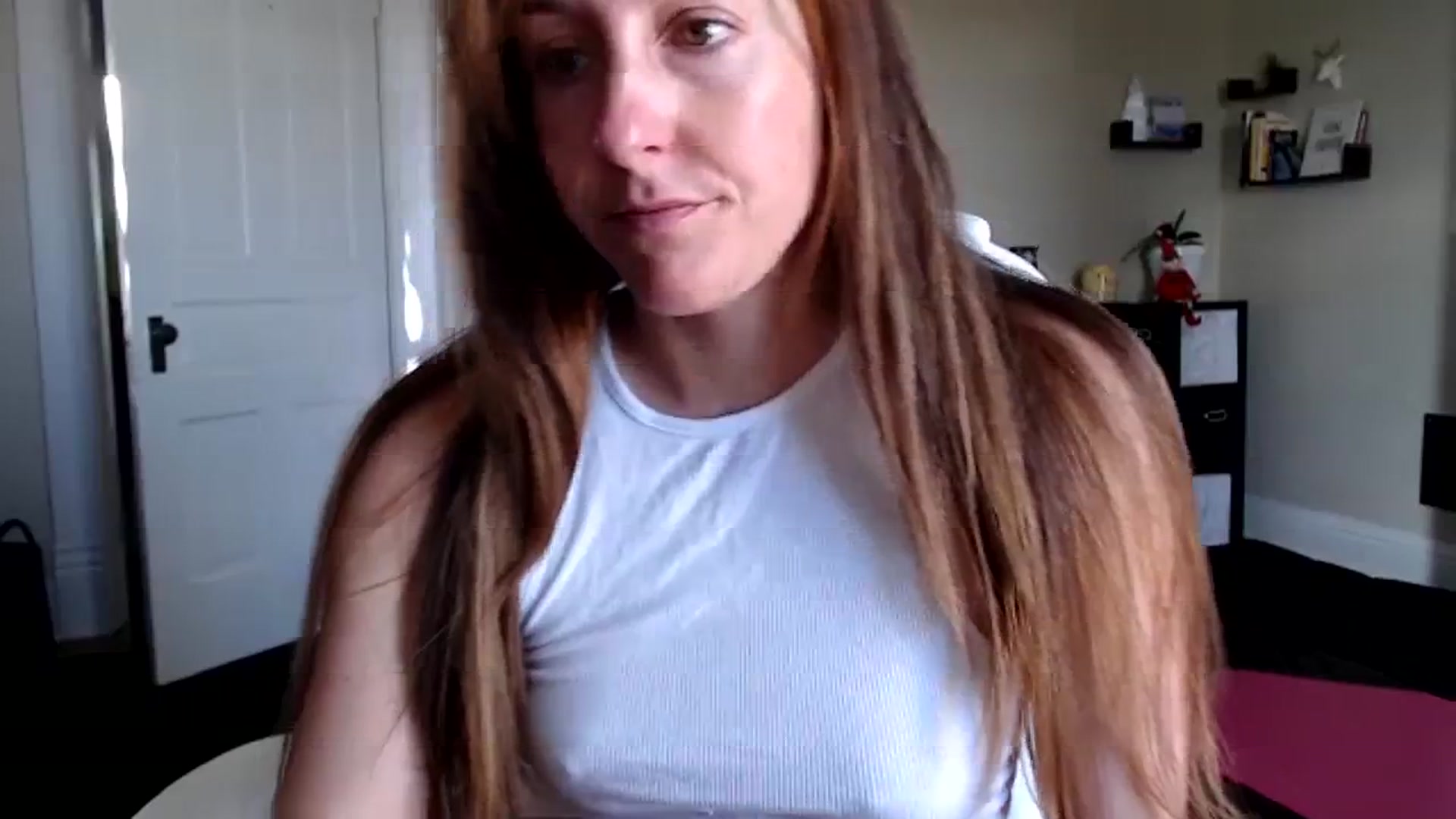 Gallery image thumbnail from FarmGirl__'s myfreecams stream on, 12/08/2023, 15:14 image 16 of 20