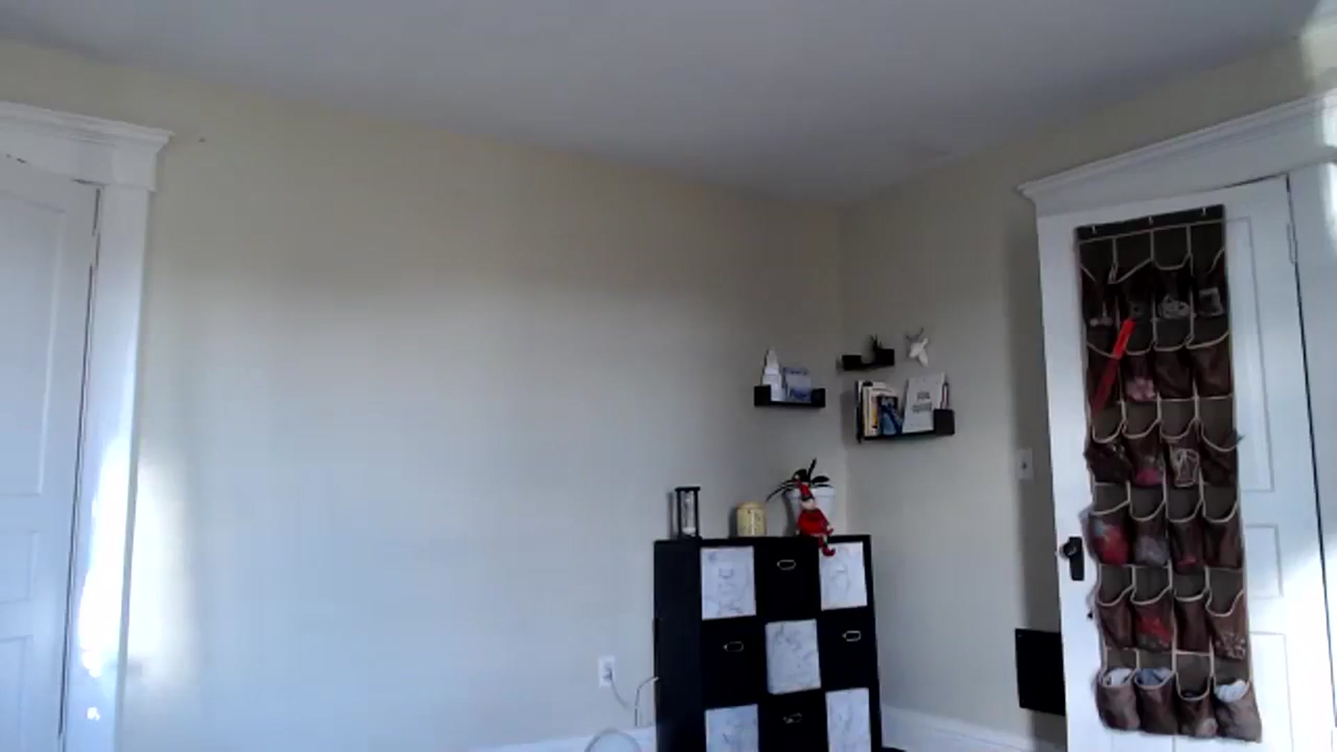 Gallery image thumbnail from FarmGirl__'s myfreecams stream on, 12/08/2023, 15:14 image 15 of 20