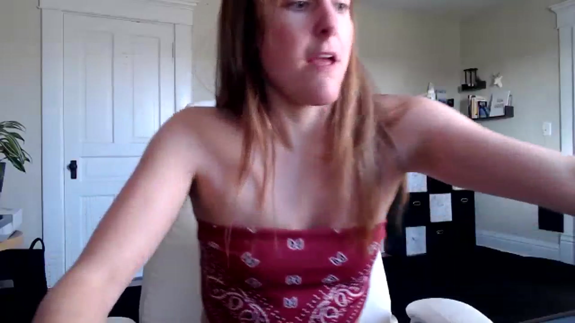 Gallery image thumbnail from FarmGirl__'s myfreecams stream on, 12/11/2023, 14:46 image 16 of 20