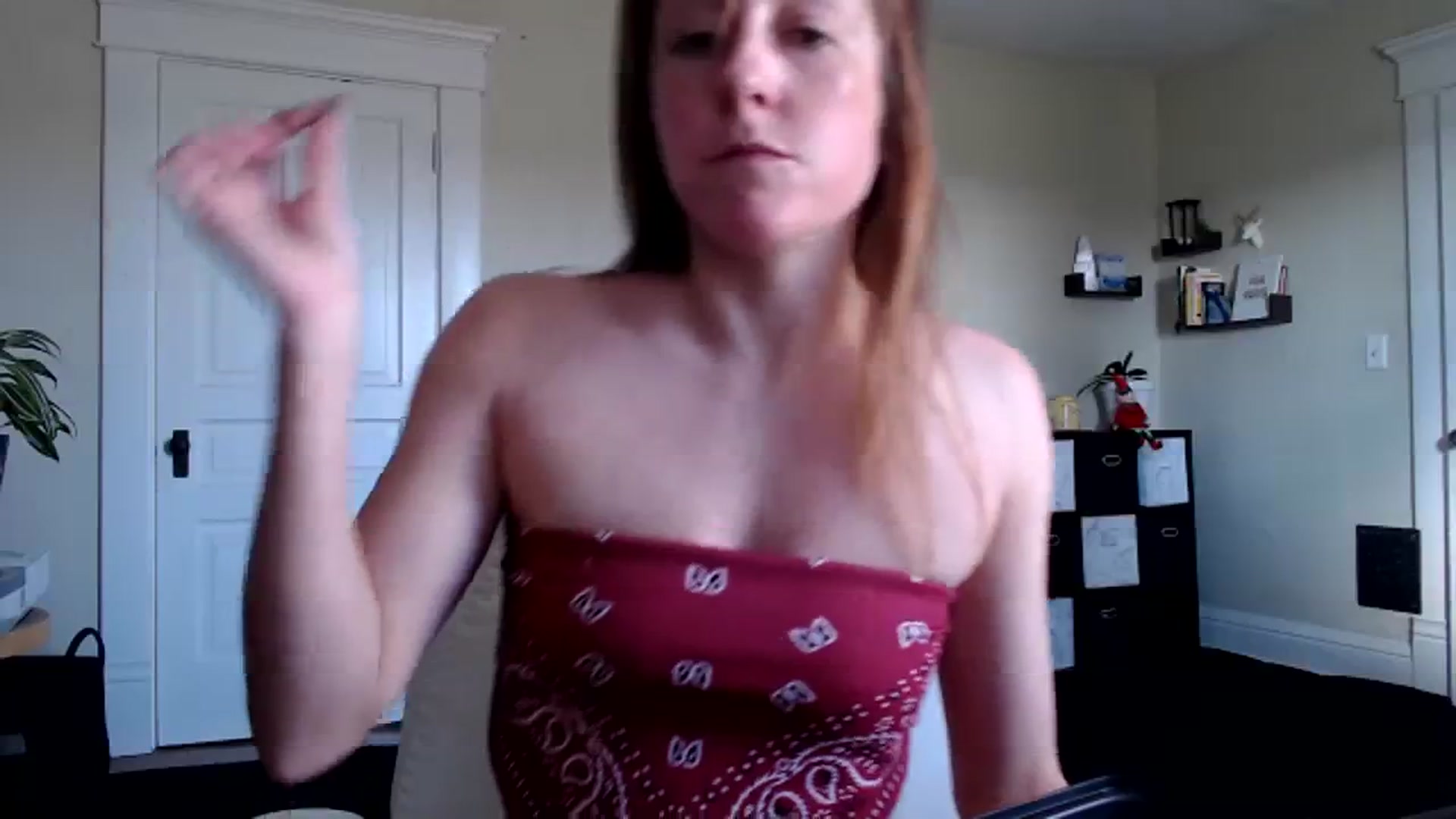 Gallery image thumbnail from FarmGirl__'s myfreecams stream on, 12/11/2023, 14:46 image 6 of 20