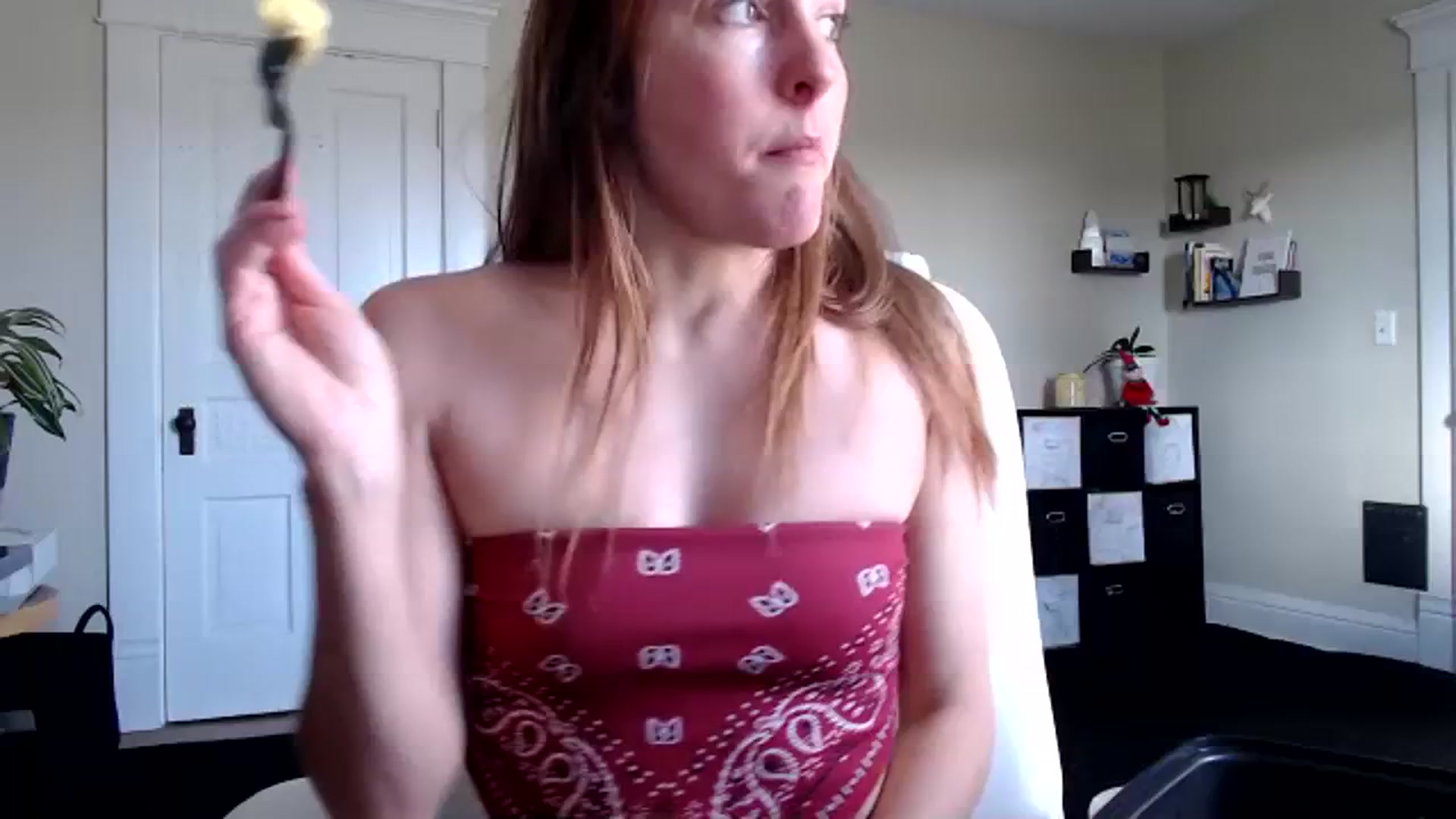 Gallery image thumbnail from FarmGirl__'s myfreecams stream on, 12/11/2023, 14:46 image 15 of 20