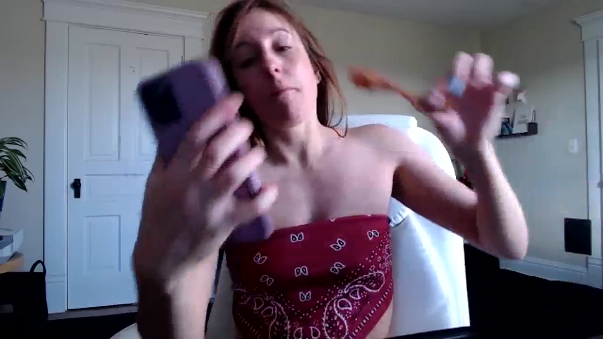 Gallery image thumbnail from FarmGirl__'s myfreecams stream on, 12/11/2023, 14:46 image 2 of 20