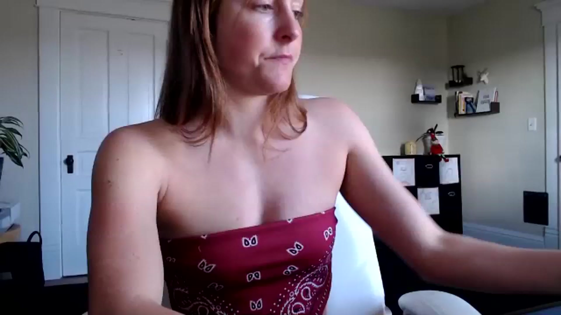Gallery image thumbnail from FarmGirl__'s myfreecams stream on, 12/11/2023, 15:20 image 1 of 20