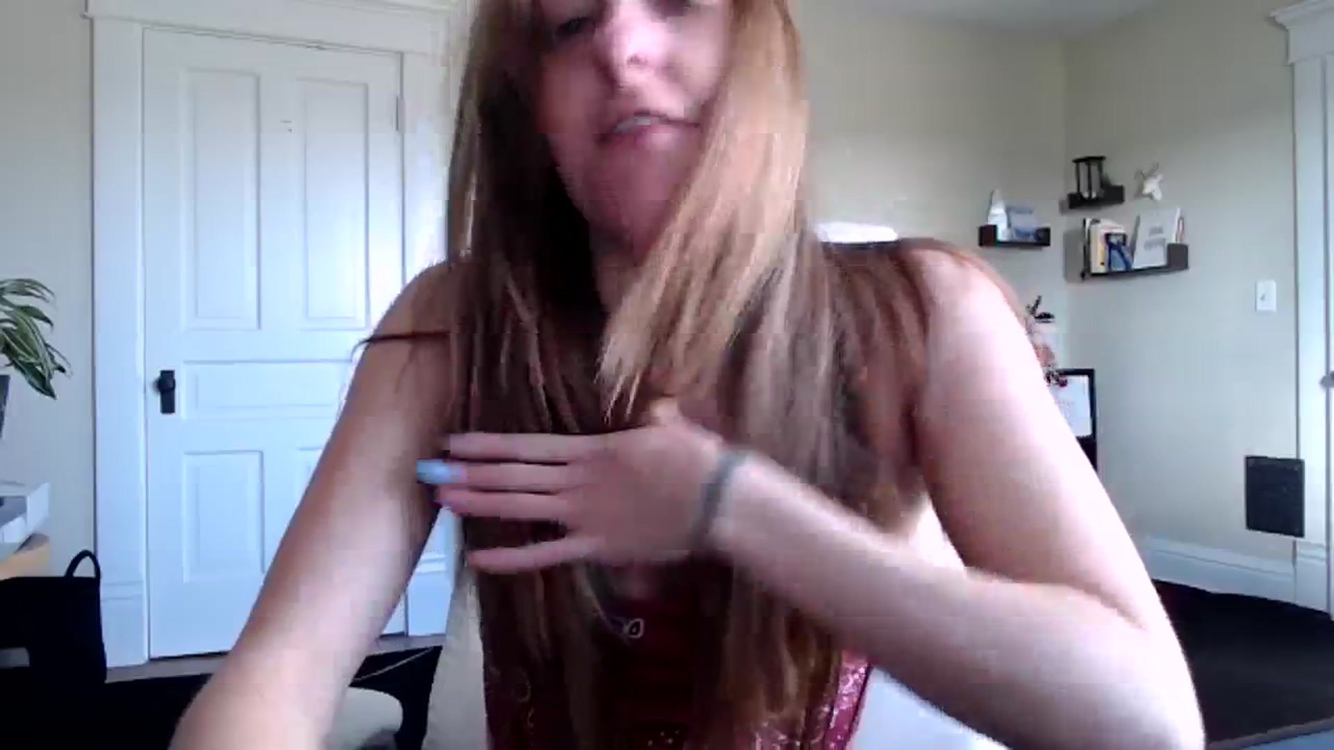 Gallery image thumbnail from FarmGirl__'s myfreecams stream on, 12/11/2023, 15:20 image 3 of 20