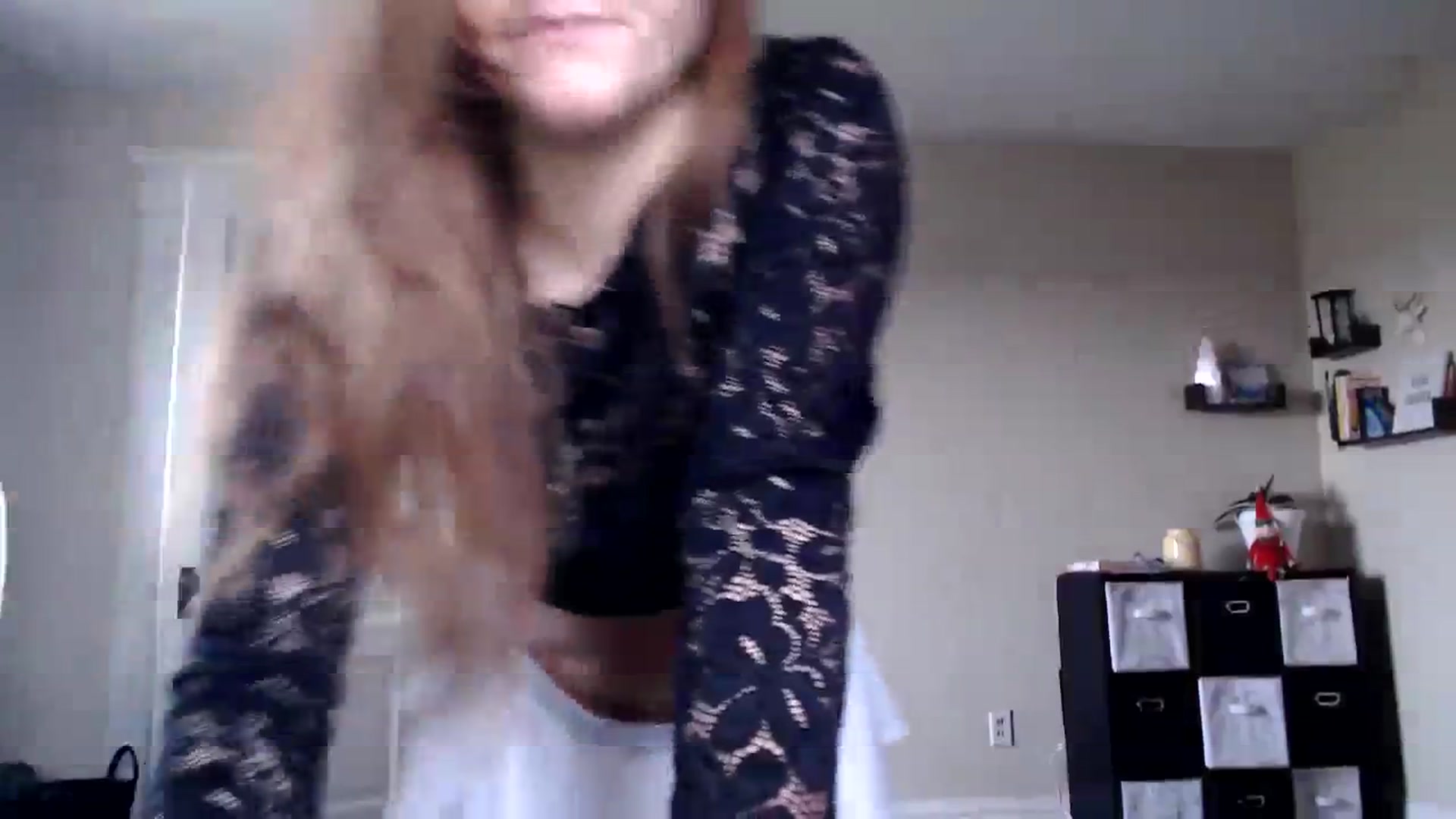 Gallery image thumbnail from FarmGirl__'s myfreecams stream on, 12/18/2023, 15:26 image 17 of 20