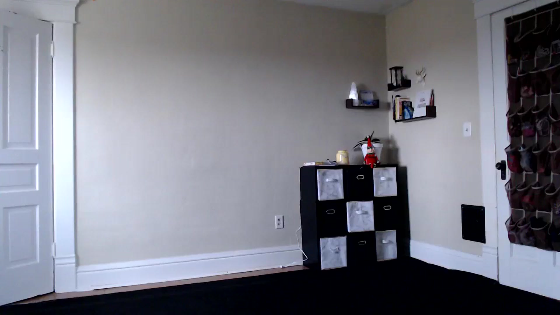 Gallery image thumbnail from FarmGirl__'s myfreecams stream on, 12/18/2023, 15:26 image 6 of 20