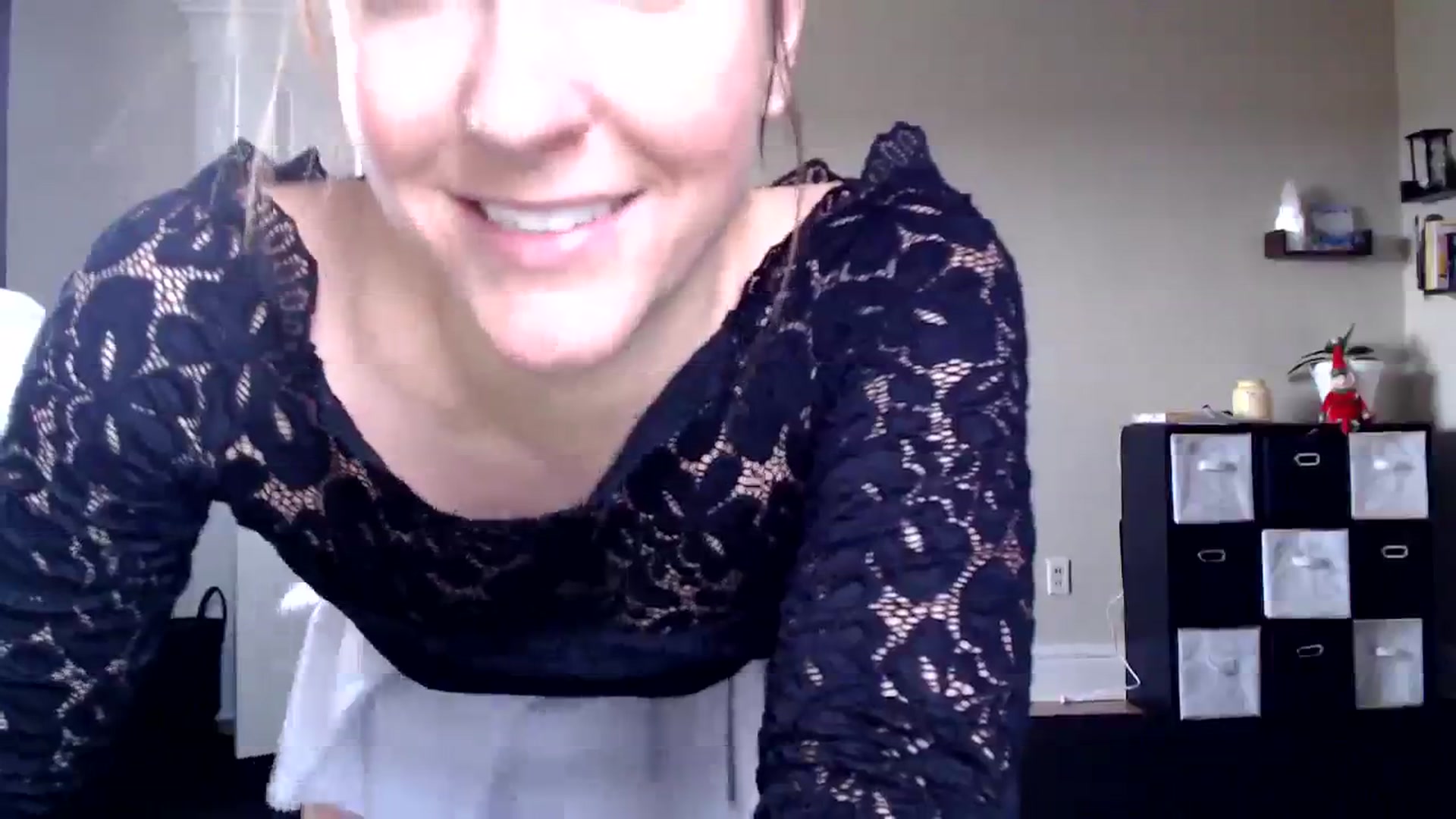 Gallery image thumbnail from FarmGirl__'s myfreecams stream on, 12/18/2023, 15:26 image 10 of 20